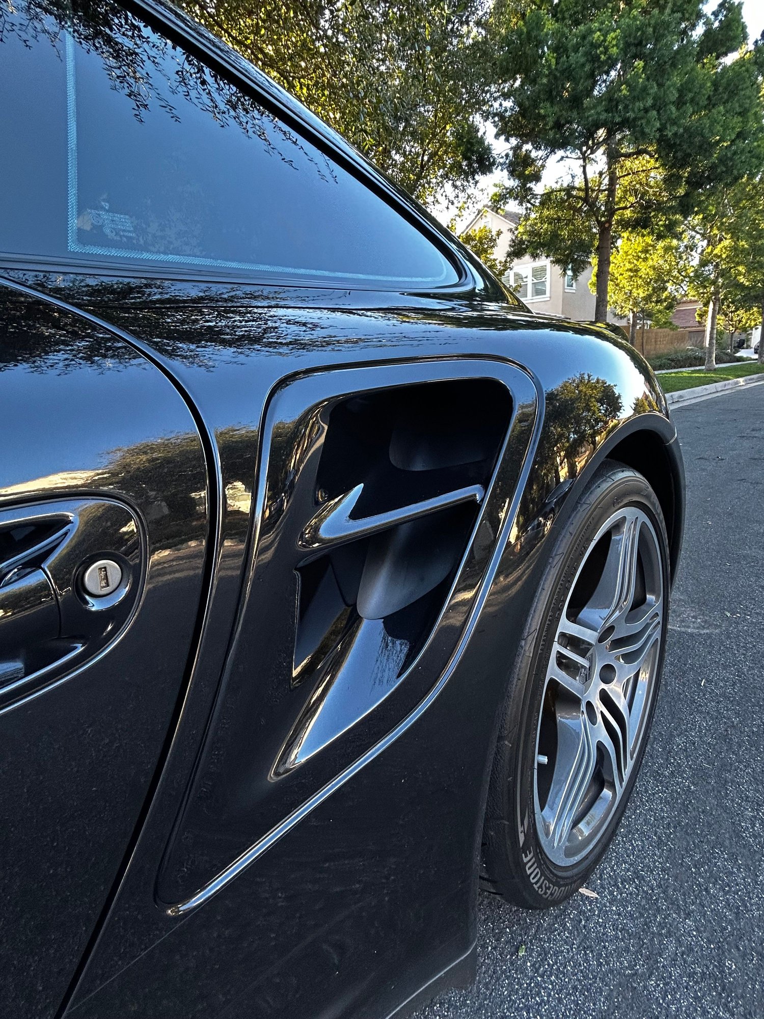 2009 Porsche 911 - Rare low mileage 2009 Turbo Coupe with 6speed and PCCBs - New - VIN WP0AD29959S766118 - 32,250 Miles - 6 cyl - AWD - Manual - Coupe - Black - Irvine, CA 92618, United States