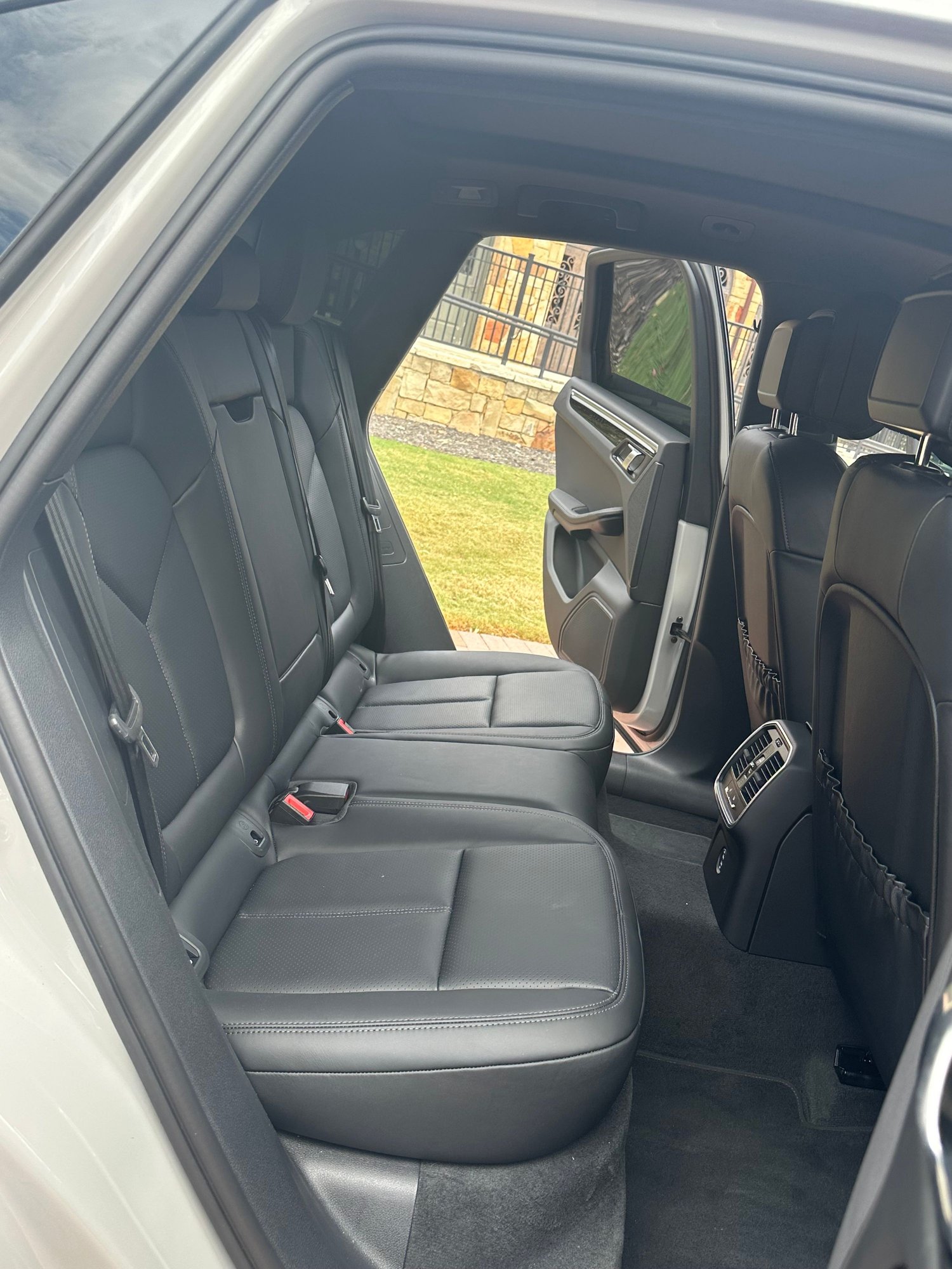 2023 Porsche Macan - 2023 custom spec macan - Used - VIN WP1AA2A53PLB16162 - 4,400 Miles - 4 cyl - AWD - Automatic - SUV - Other - Frisco, TX 75033, United States