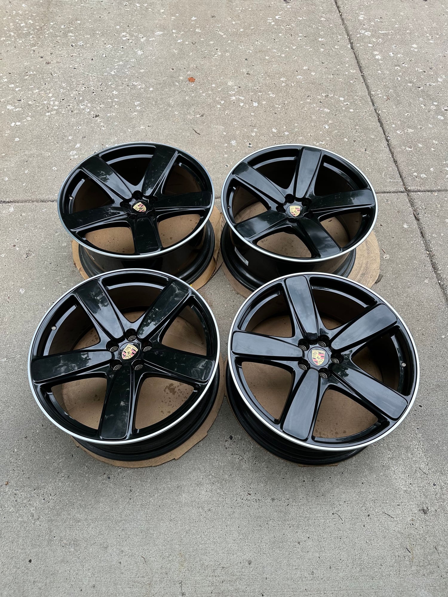 2020 Porsche Cayenne - OEM 21" Porsche Macan Sport Classic Wheels - Excellent - 95B- Black/Polished - Wheels and Tires/Axles - $3,500 - Plymouth, MN 55447, United States
