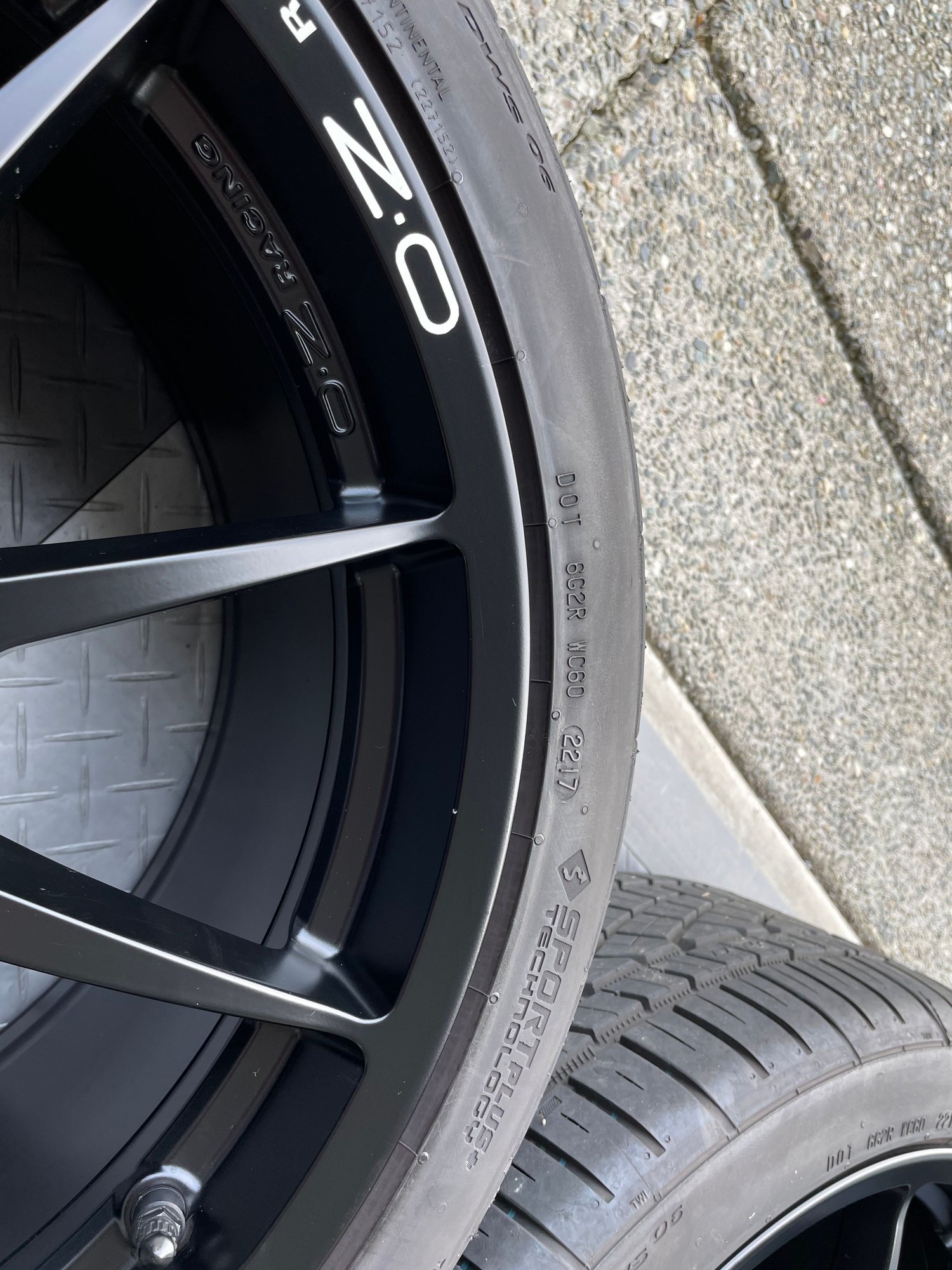 Wheels and Tires/Axles - 18" OZ Challenge Centerlock Wheels with Tires and TPMS Sensors for 997.2 GT3 - Used - 2009 to 2011 Porsche GT3 - Redmond, WA 98052, United States