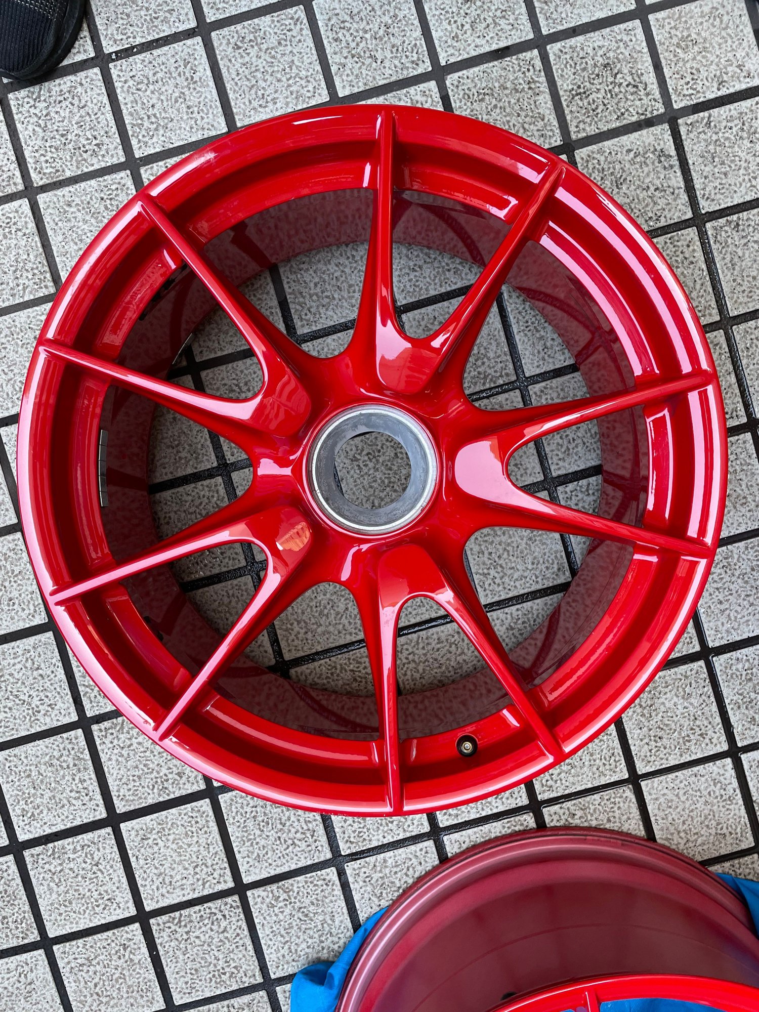 Wheels and Tires/Axles - FS: 997.2 GT3 RS MKII 3.8 Center Lock wheels RED GT3RS (set of 4) - Used - 2009 to 2012 Porsche GT3 - Seattle, WA 98105, United States