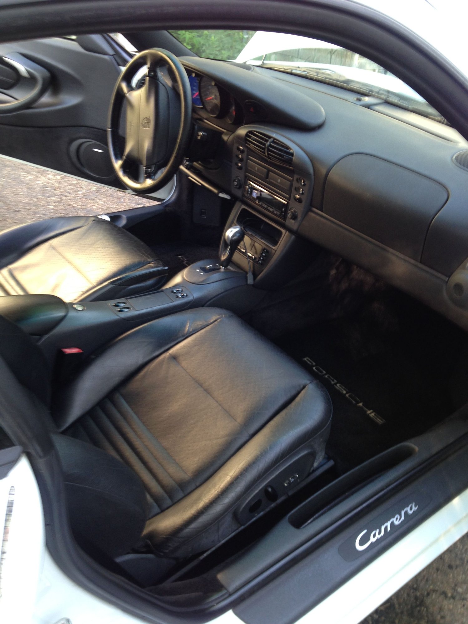 1999 Porsche 911 - 1999 Porsche 911 Carrera, Tiptronic - Used - VIN WP0AA2995XS621277 - 151,249 Miles - 6 cyl - 2WD - Automatic - Coupe - White - Hanover, MA 02339, United States