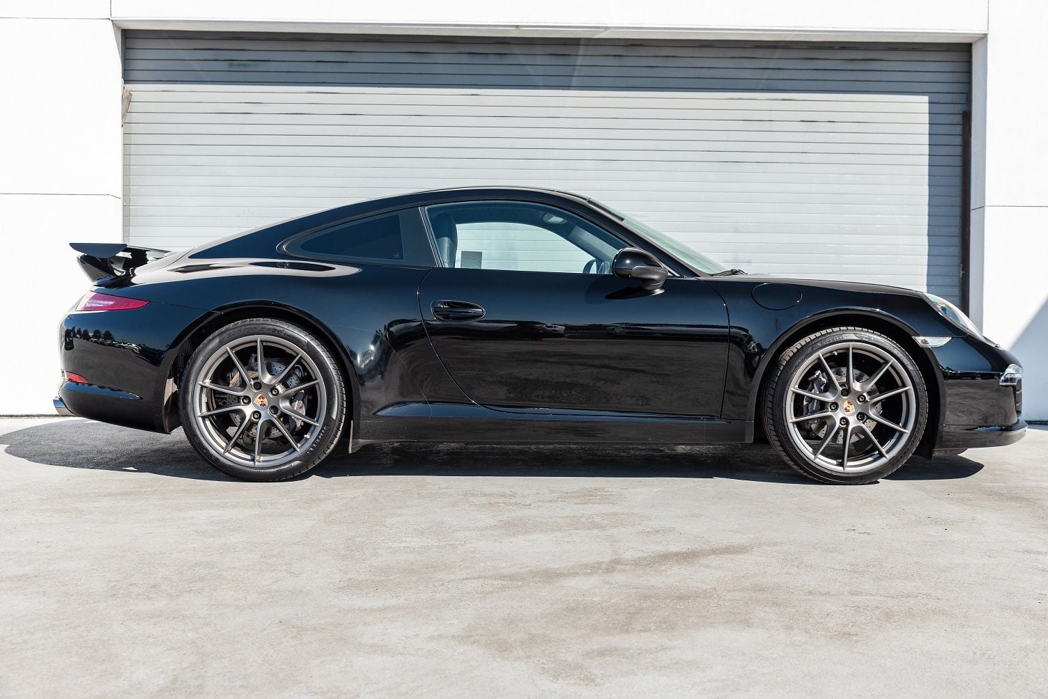 2013 Porsche 911 - Aerokit 911 under 20k miles - Used - VIN WP0AA2A96DS107736 - 19,457 Miles - 6 cyl - 2WD - Automatic - Coupe - Black - Fresno, CA 93650, United States