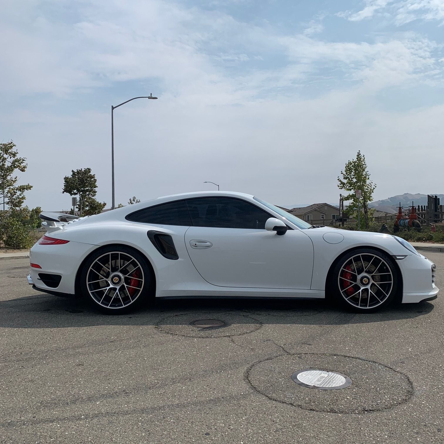 2014 Porsche 911 - 2014 Porsche 911 Turbo Carrera White - Used - VIN WP0AD2A97ES166609 - 20,550 Miles - 6 cyl - AWD - Automatic - Coupe - White - Dublin, CA 94568, United States