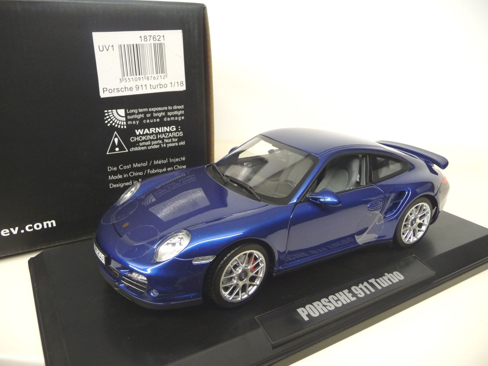 2008 Porsche 997 “Turbo Cabriolet” – 1/18 NOREV model car