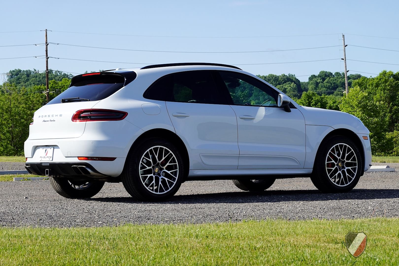 2018 Porsche Macan - 2018 Porsche Macan Turbo, one owner - Used - VIN WP1AF2A55JLB70071 - 40,053 Miles - 6 cyl - AWD - Automatic - SUV - White - Exton, PA 19341, United States