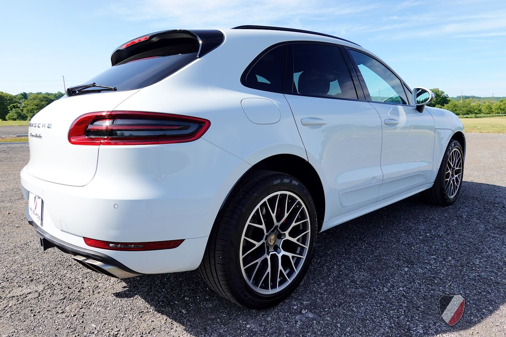 2018 Porsche Macan - 2018 Porsche Macan Turbo, one owner - Used - VIN WP1AF2A55JLB70071 - 40,053 Miles - 6 cyl - AWD - Automatic - SUV - White - Exton, PA 19341, United States