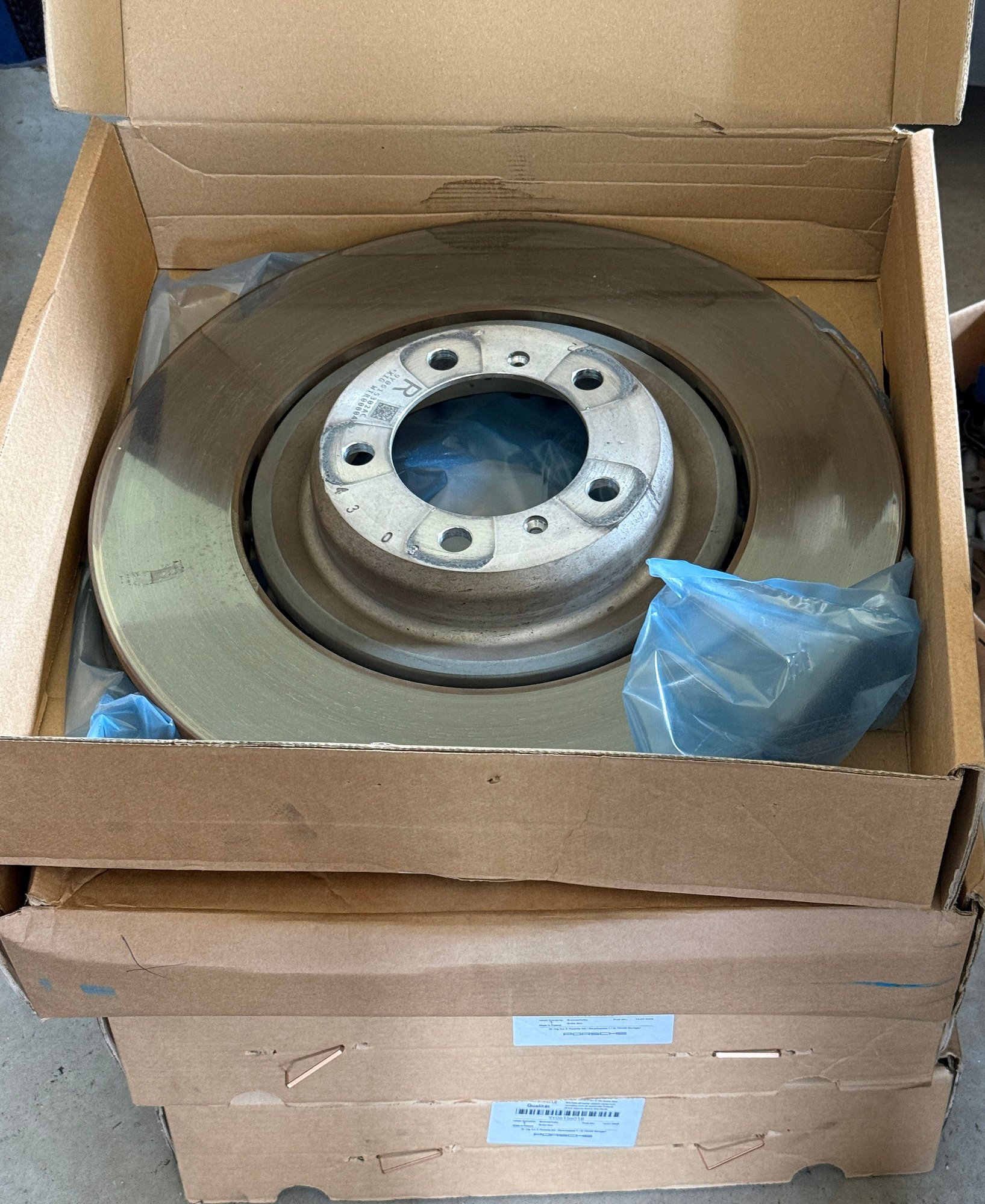 Brakes - Cayenne (9Y0) front & rear rotors - TX - Used - -1 to 2027  All Models - Aubrey, TX 76227, United States