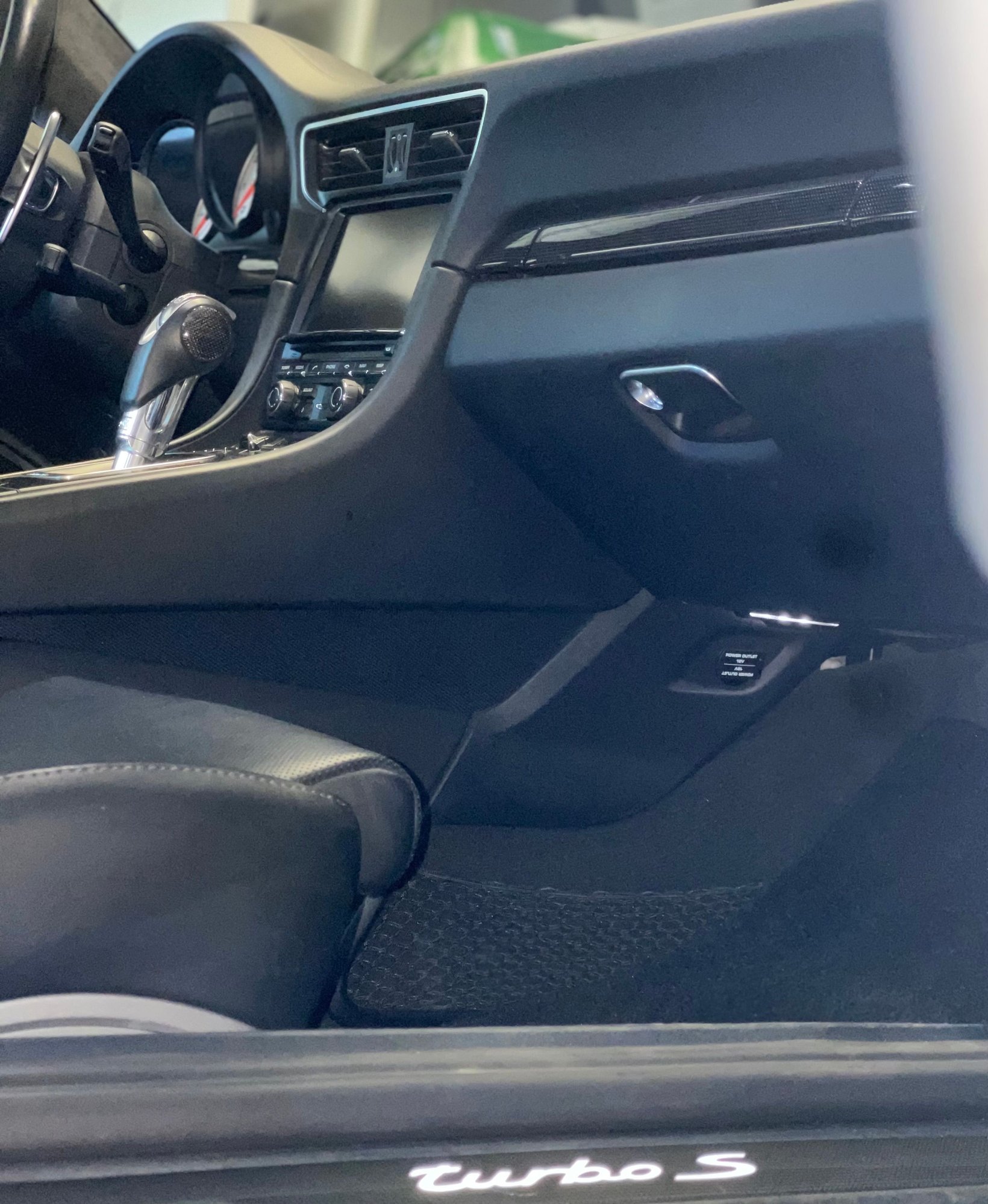 2014 Porsche 911 - Porsche 911Turbo S Lots of extras (Ordered this car) - Used - VIN WP0AD2A91ES167450 - 65,250 Miles - 6 cyl - AWD - Automatic - Coupe - White - Thousand Oaks, CA 91360, United States