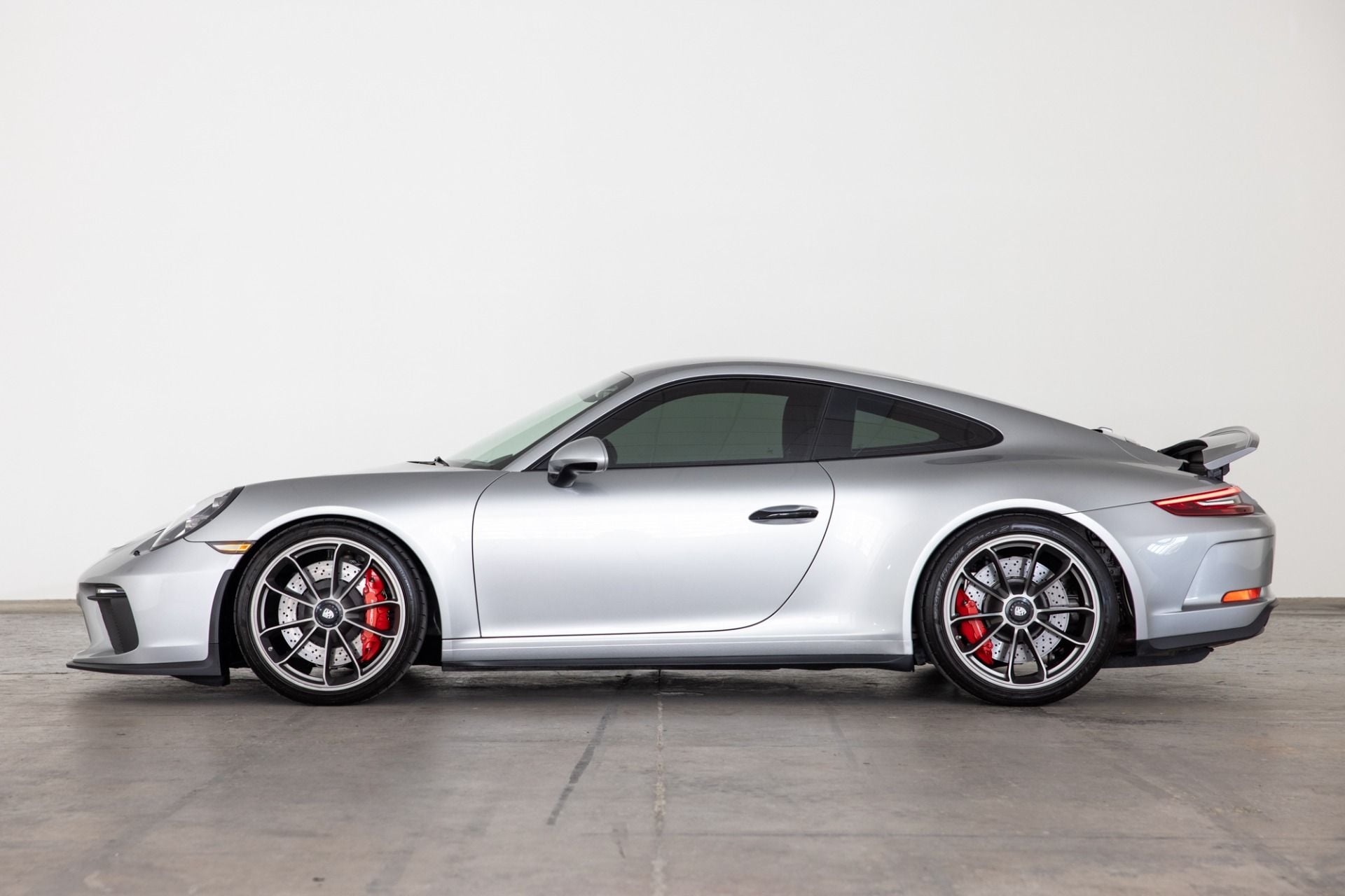 2019 Porsche GT3 - 2019 Porsche GT3 Touring edition - MT - 8,040 miles - mint condition - Used - VIN WP0AC2A93KS149403 - 8,040 Miles - 6 cyl - 2WD - Manual - Coupe - Silver - Los Altos, CA 94024, United States