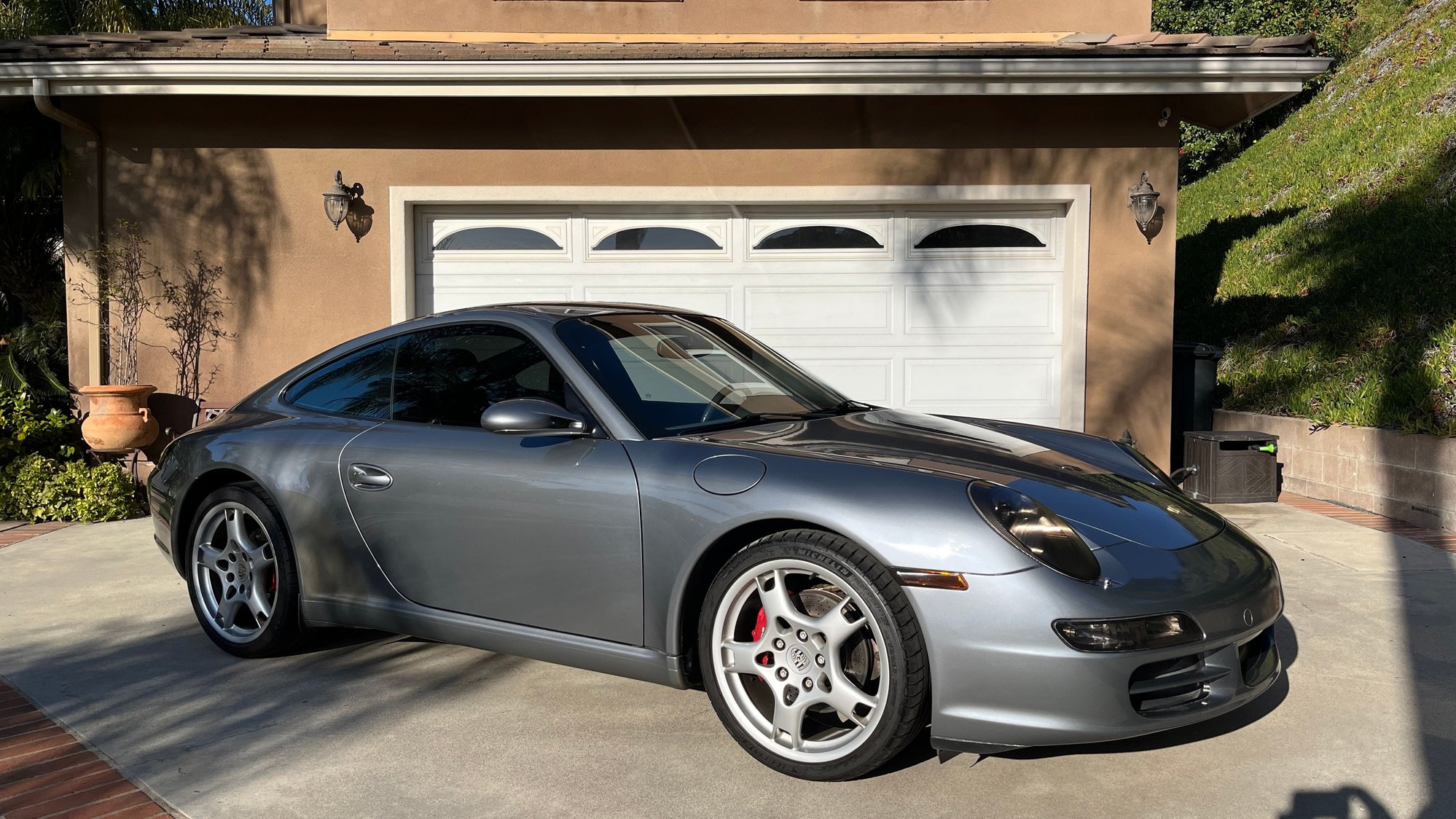 2006 Porsche 911 - 2006 Porsche 911 Carrera C2 (997.1) 6-spd Manual, Great Condition, SoCal Location - Used - VIN WP0AA29926S715888 - 120,000 Miles - 6 cyl - 2WD - Manual - Coupe - Gray - Rolling Hills Estates, CA 90274, United States