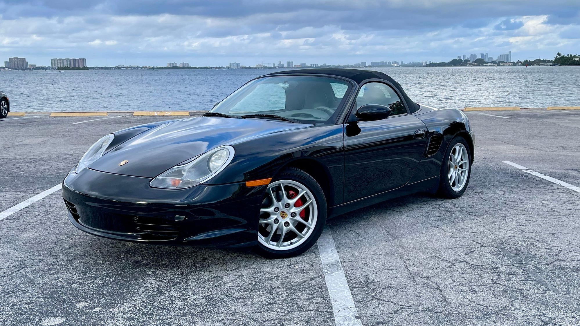 2003 Porsche Boxster - 2003 Porsche Boxster - Used - VIN WP0CA29833U620658 - 31,750 Miles - 6 cyl - 2WD - Automatic - Convertible - Black - Miami Beach, FL 33141, United States