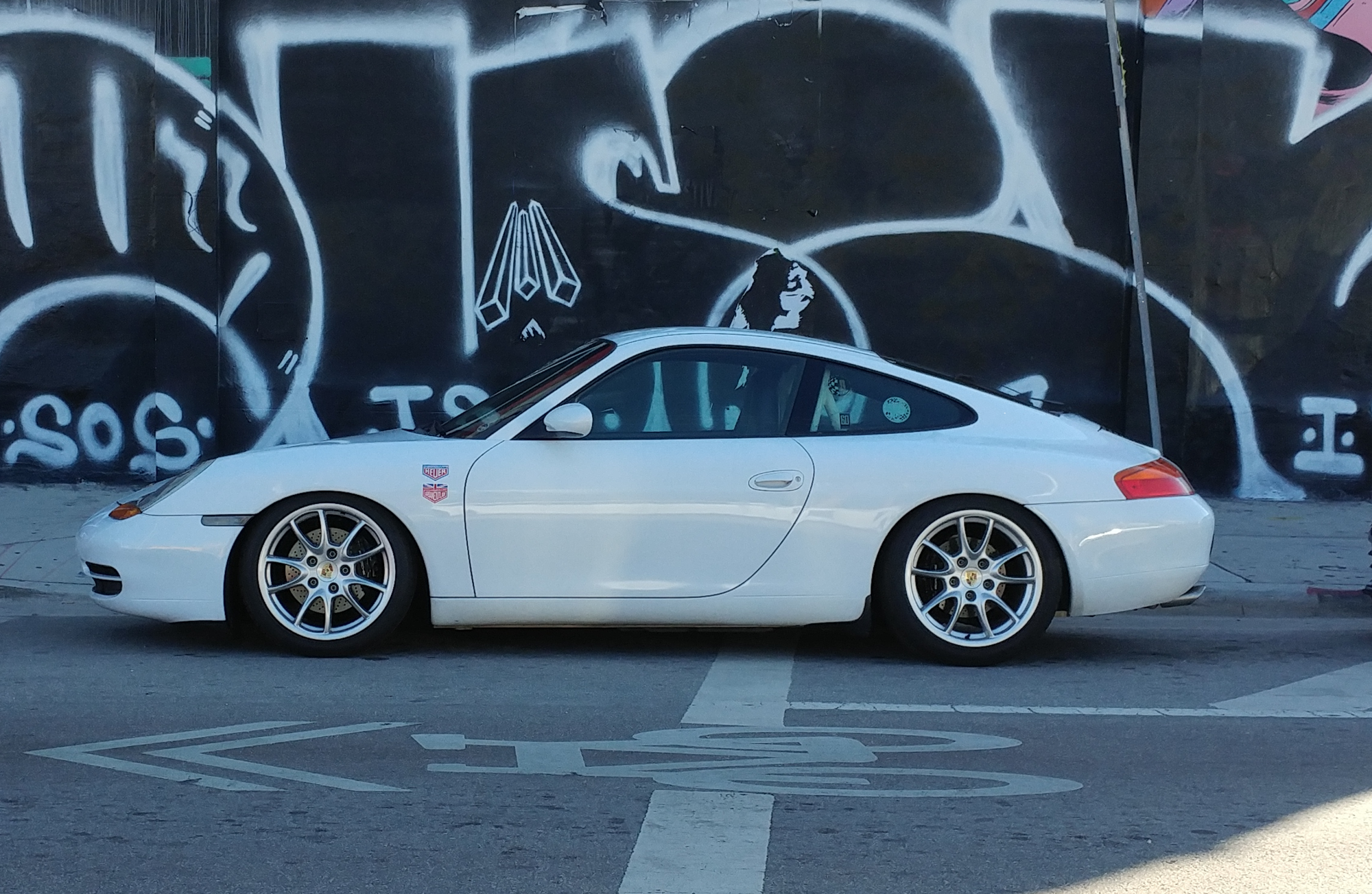 1999 Porsche 911 - FS: 1999 Porsche with Many Upgrades and Rebuilt motor - with 21,000 miles. - Used - VIN WP0AA2990XS621316 - 114,000 Miles - 6 cyl - 2WD - Manual - Coupe - White - Miami, FL 33134, United States