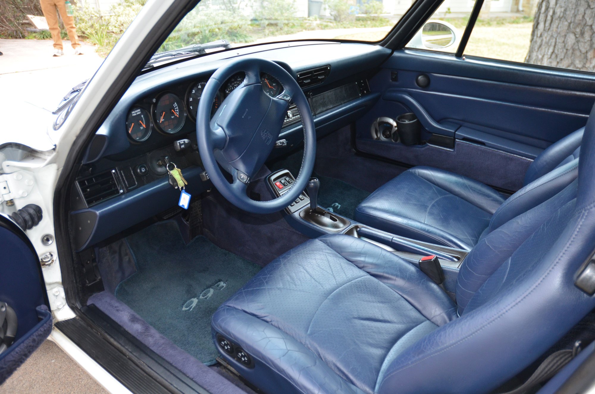 1995 Porsche 911 - 1995 Porsche 993 911 Carrera Cabriolet - Used - VIN WP0CA2998SS342228 - 53,500 Miles - 6 cyl - 2WD - Automatic - Convertible - White - Houston, TX 77024, United States