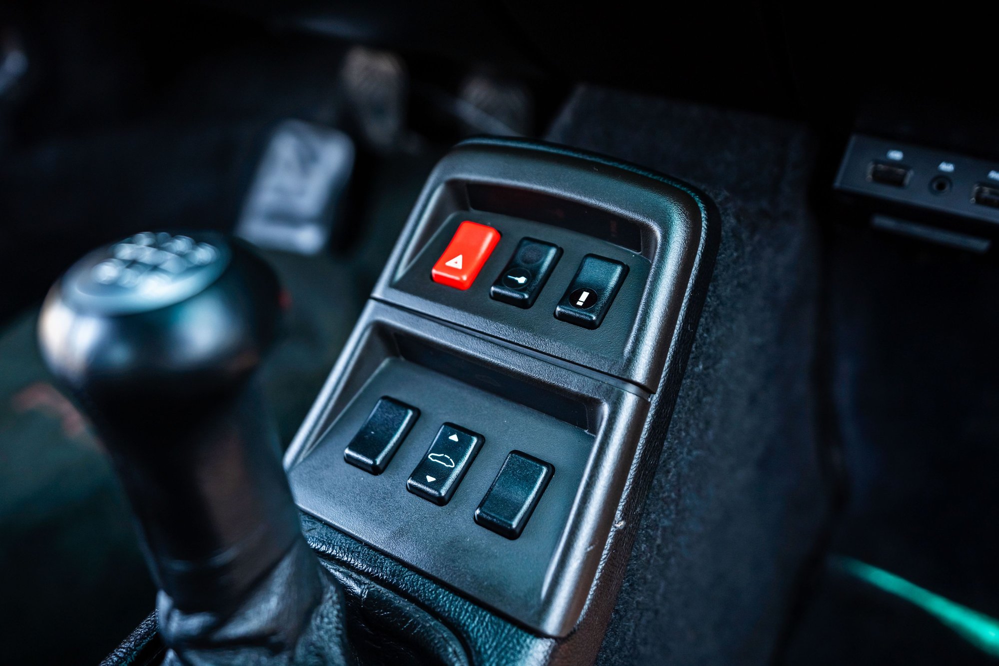 1996 Porsche 911 - 1996 Porsche 911 Carrera 4S 6-Speed 50k-Mile Aerokit Front and Rear Spoilers - Used - Portland, OR 97231, United States