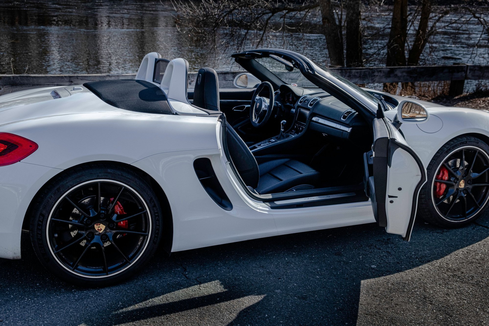 2014 Porsche Boxster - 2014 Boxster S For Sale - White/Black  6 Speed Manual   24,xxx Miles - Used - VIN WP0CB2A86EK140587 - 24,800 Miles - 6 cyl - 2WD - Manual - Convertible - White - Andover, MA 01810, United States