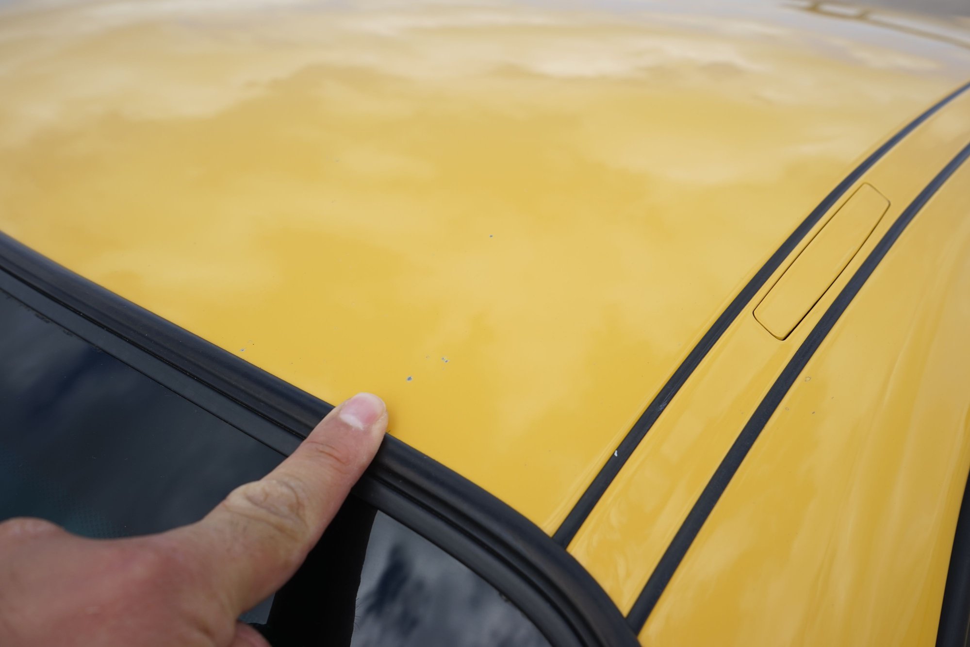 2004 Porsche GT3 - 2004 Porsche 996.2 GT3 in Speed Yellow - Used - VIN WP0AC29984S692088 - 71,999 Miles - 6 cyl - 2WD - Manual - Coupe - Yellow - Austin, TX 78705, United States