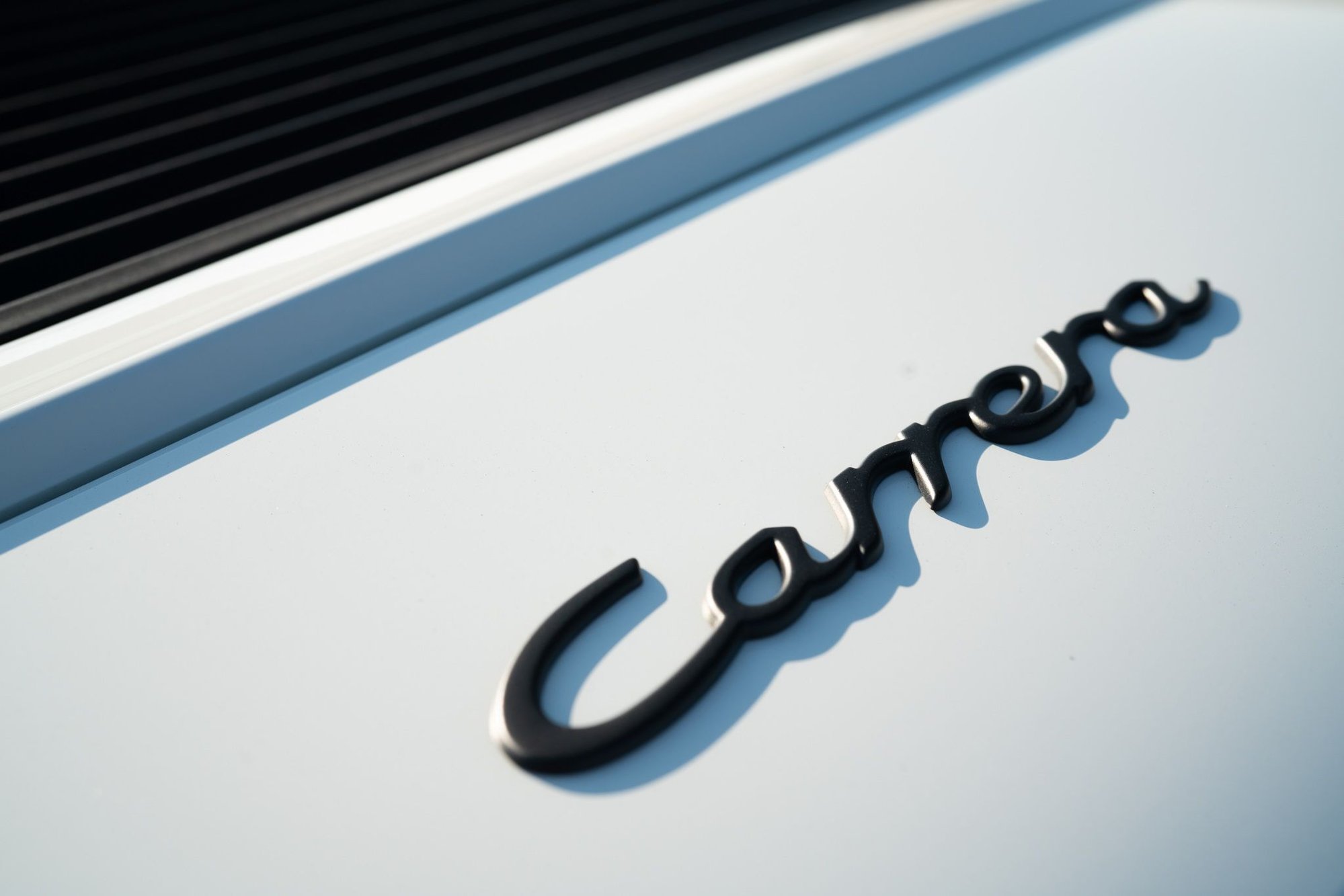 1995 Porsche 911 - 1995 993 Carrera Six-Speed One-Owner - Used - VIN Wpoaa2997ss322771 - 37,526 Miles - 6 cyl - 2WD - Manual - Coupe - White - West Olive, MI 49460, United States