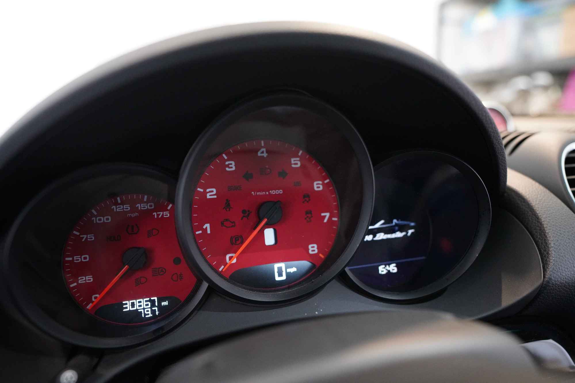 2021 Porsche 718 Boxster - 2021 Porsche 718 Boxster T 6-Speed Manual Transmission - Used - VIN WP0CA2A8XMS210416 - 31,000 Miles - 4 cyl - 2WD - Manual - Convertible - White - Boise, ID 83706, United States