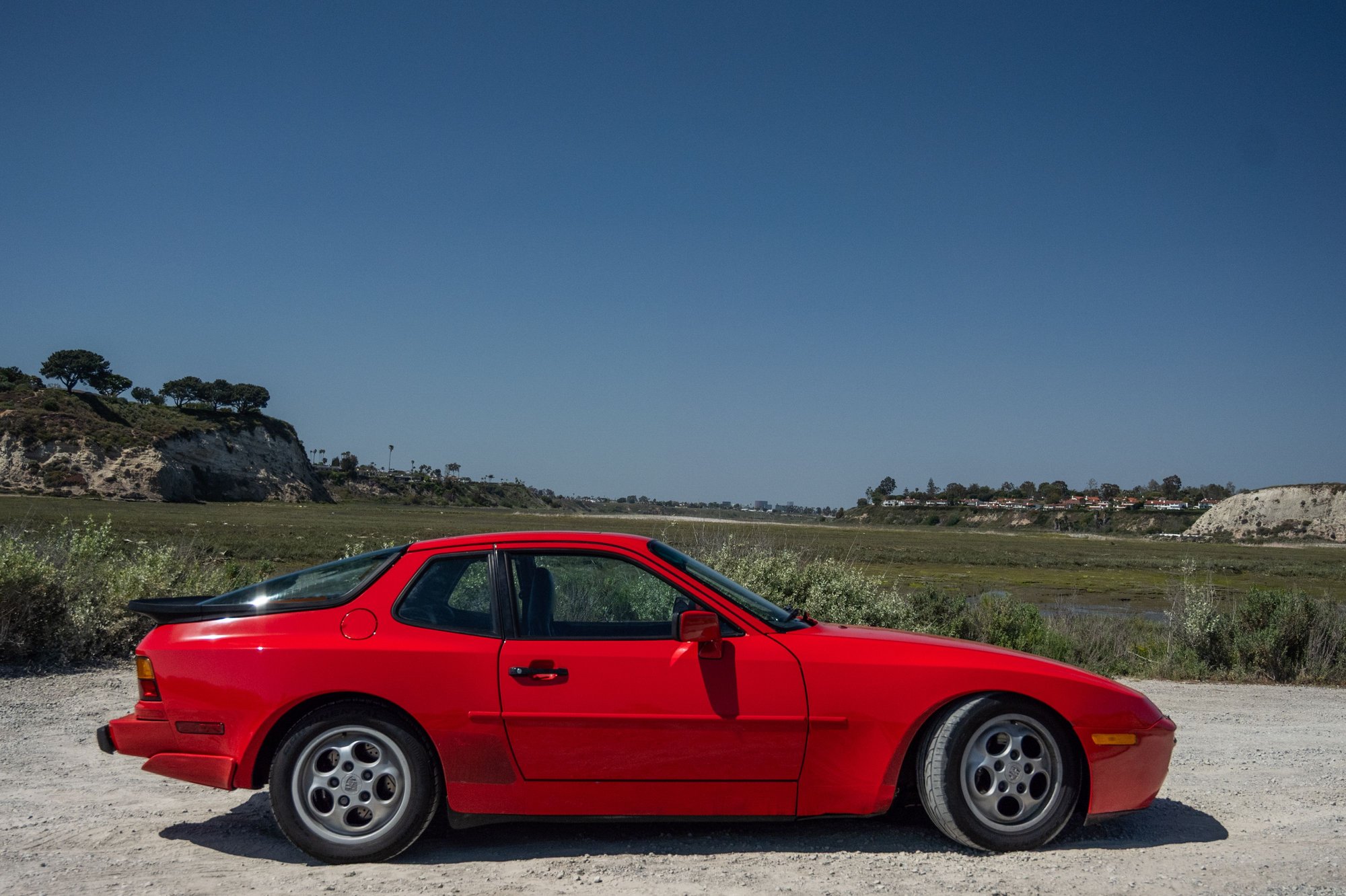 1987 Porsche 944 - Low Miles 944 Turbo (84,600) with all Maintenance and extras up to date - Used - VIN WP0AA2959HN151932 - 4 cyl - 2WD - Manual - Hatchback - Red - Cali, CA 92689, United States