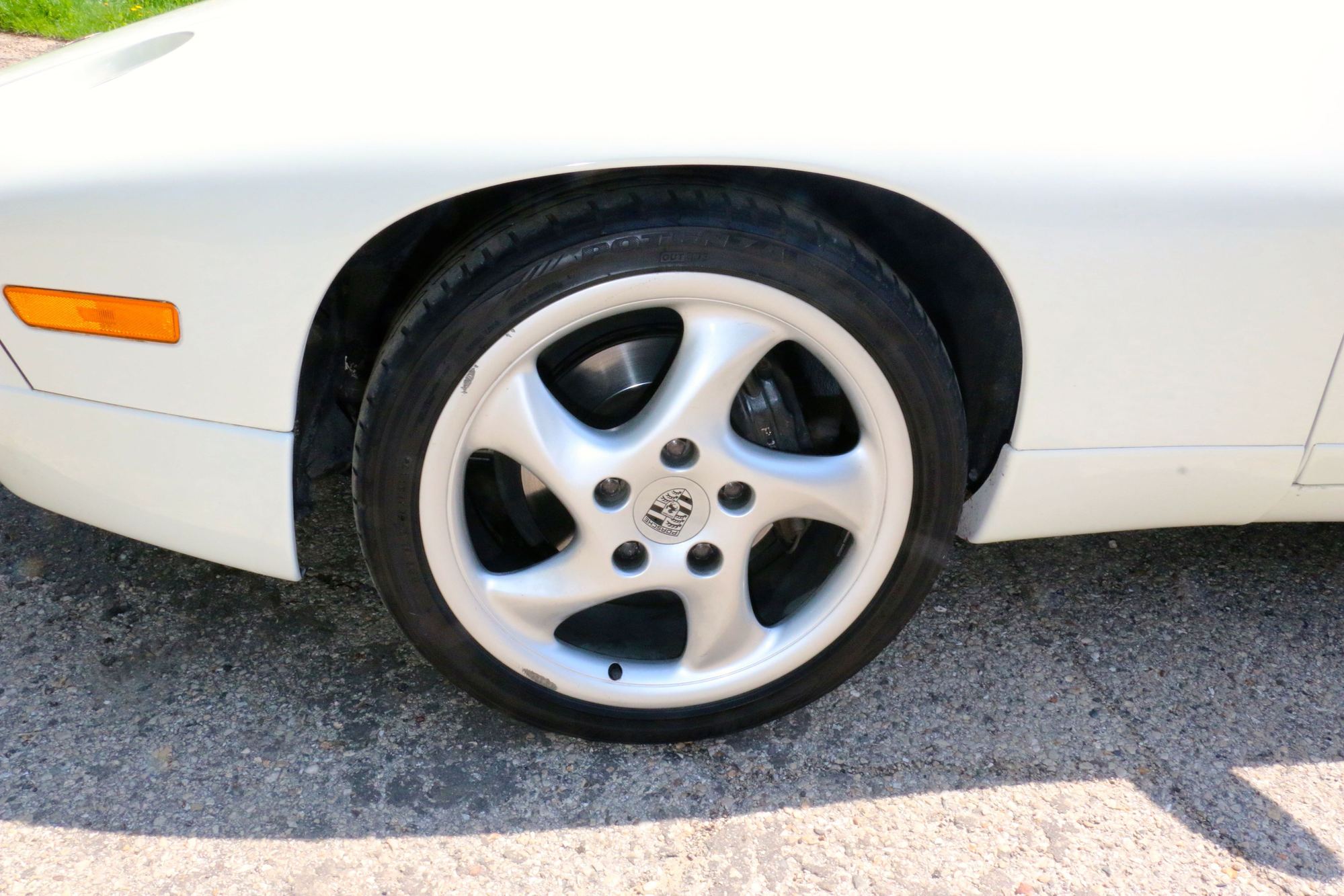 1990 Porsche 928 - Porsche 928 S4 Manual - 72,000 miles - Used - VIN WP0JB2924LS860376 - 72,000 Miles - 8 cyl - 2WD - Manual - Coupe - White - Madison, WI 53715, United States