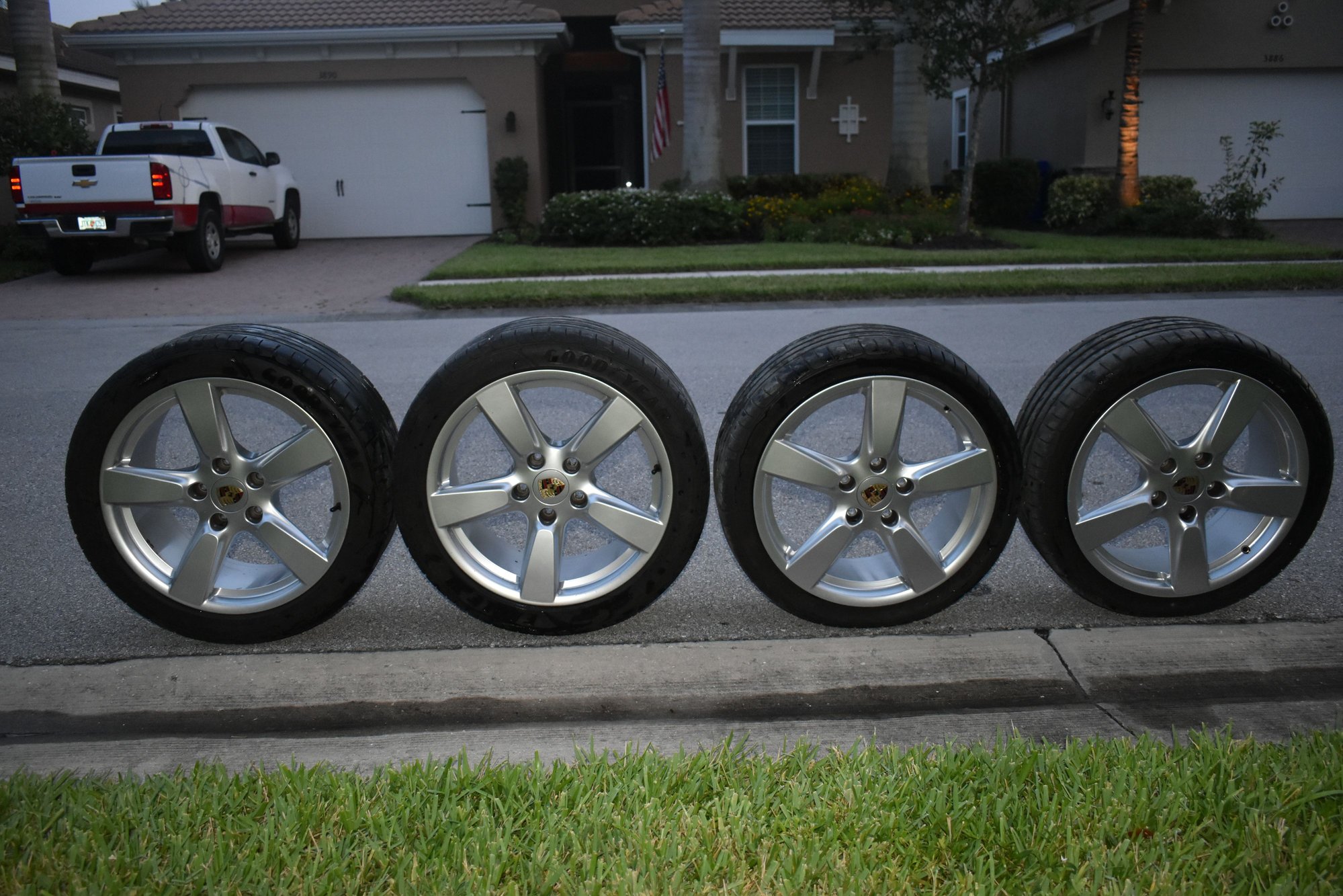 Wheels and Tires/Axles - Porsche Wheels and Tires (OEM) - Used - 2012 to 2016 Porsche Cayman - Fort Myers, FL 33916, United States