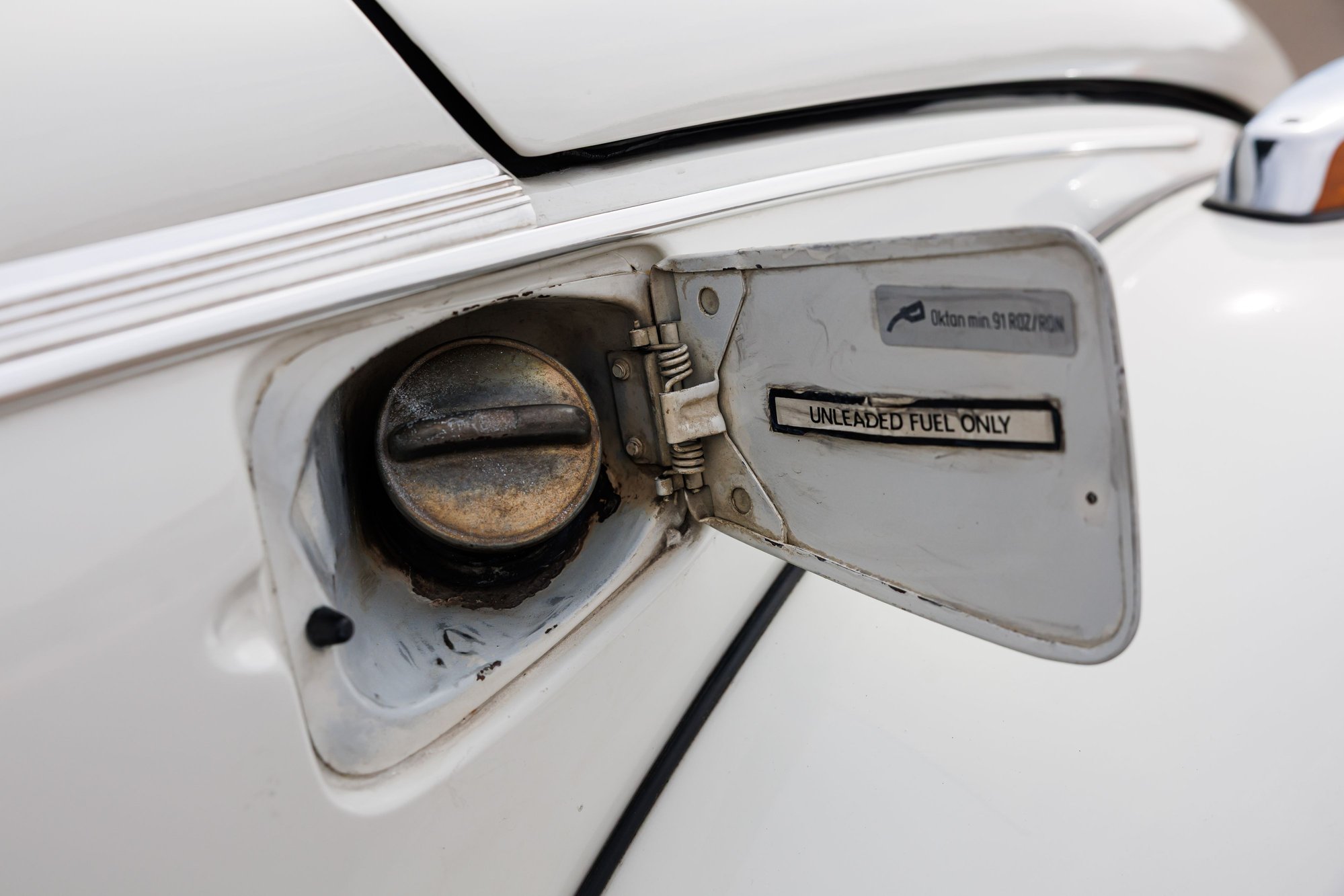 1978 Volkswagen Super Beetle - 1978 Volkswagen super beetle convertible - Used - Fresno, CA 93720, United States