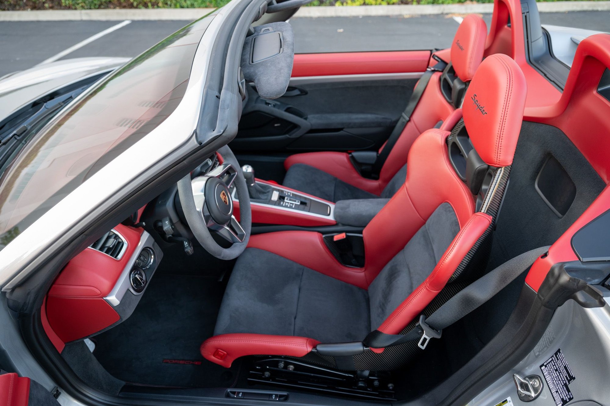 2016 Porsche Boxster - 2016 Boxster Spyder | GT Silver | Spyder Garnet Red Interior | Great spec | 8500~ mi - Used - VIN WP0CC2A82GS152669 - 8,500 Miles - 6 cyl - 2WD - Manual - Convertible - Silver - San Jose, CA 95035, United States