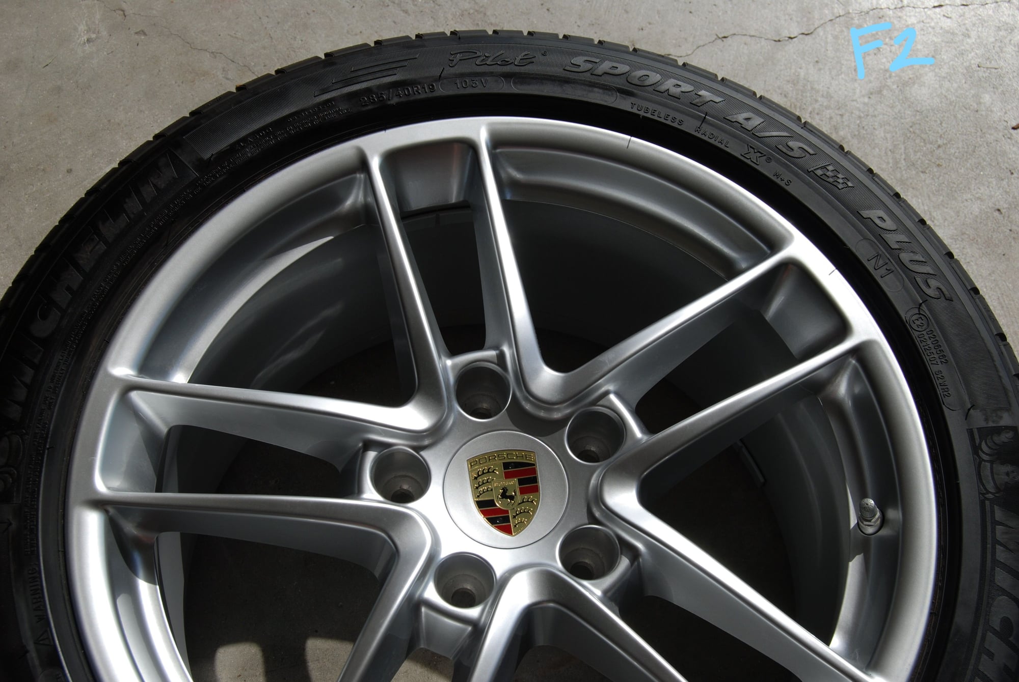 Wheels and Tires/Axles - PANAMERA Wheels/Tires/TPM/ Center Caps Like new - Used - 2014 to 2016 Porsche Panamera - 2009 to 2016 Porsche Panamera - Naples, FL 34109, United States