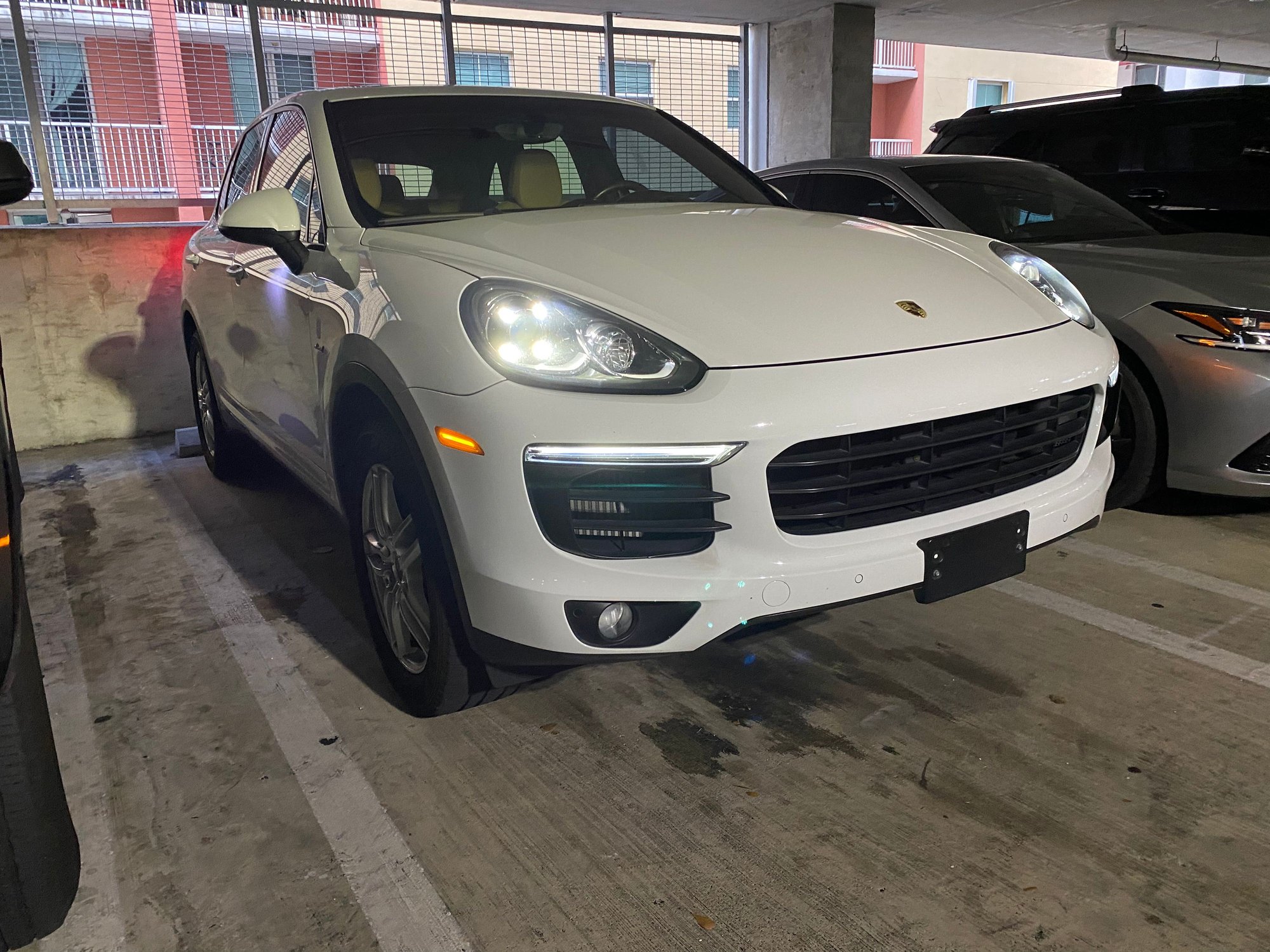 2015 Porsche Cayenne - 2015 Cayenne Diesel- Nice Spec, still under warranty, FL - Used - VIN WP1AF2A28FLA39357 - 84,500 Miles - 6 cyl - 4WD - Automatic - SUV - White - Lakeland, FL 33813, United States