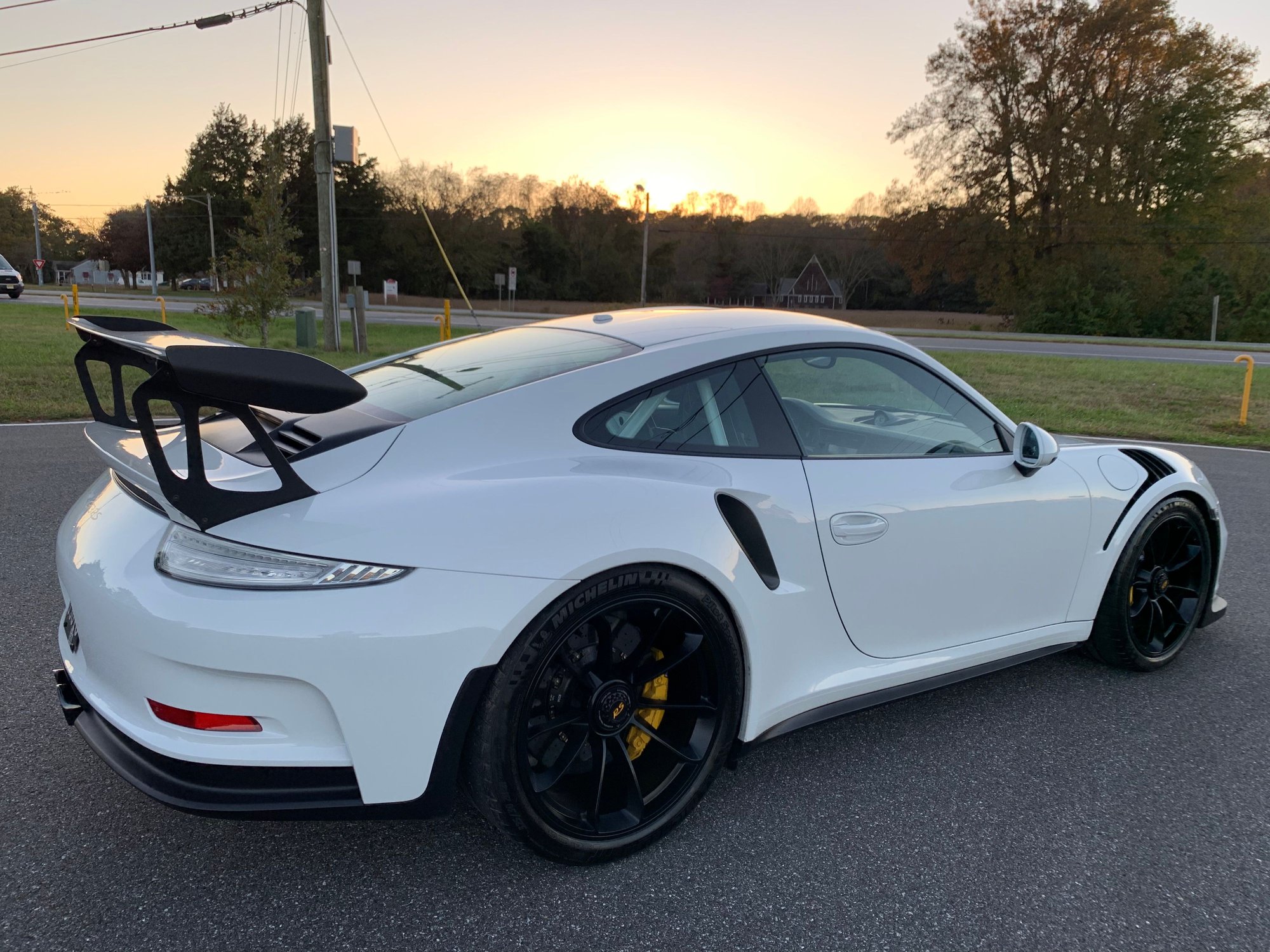 2016 Porsche GT3 - 2016 Porsche GT3RS - Used - VIN WP0AF2A92GS187235 - 16,355 Miles - Harrington, DE 19952, United States