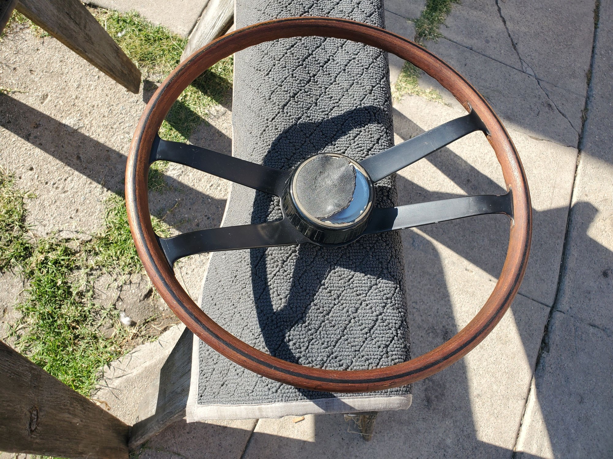 Steering/Suspension - Genuine 1965-1968 Porsche 911 912 VDM Wooden Steering Wheel With Hockey Puck - Used - 1965 to 1973 Porsche 911 - 1965 to 1969 Porsche 912 - Los Angeles, CA 90032, United States