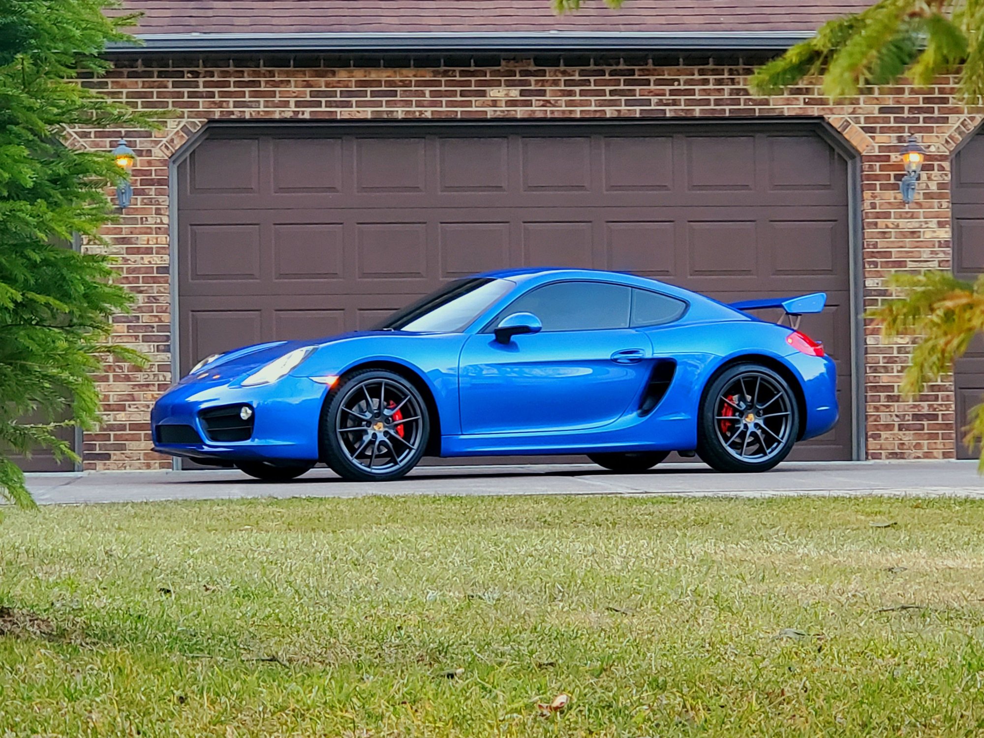 2014 Porsche Cayman - 2014 PORSCHE CAYMAN S! 6SPD MANUAL SPORT EXHAUST $77MSRP+FULLY SERVICED BLUE SAPPHIRE - Used - VIN WP0AB2A83EK191732 - 40,100 Miles - 6 cyl - 2WD - Manual - Coupe - Blue - Orefield, PA 18069, United States