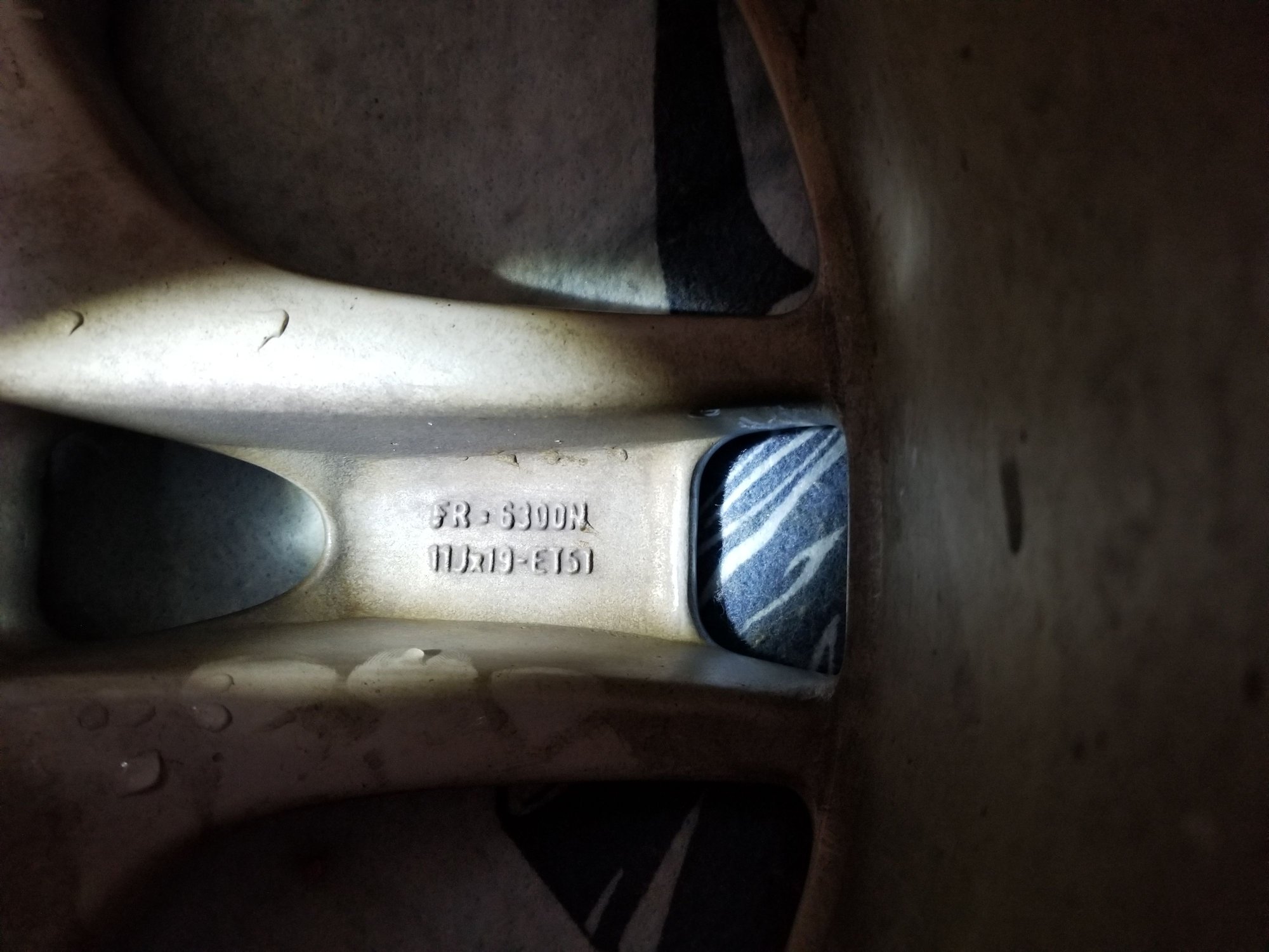 Wheels and Tires/Axles - Porsche 911 Carrera 4 4S Lobster fork wheels WIDE BODY 997 OEM 19x8 19x11 - Used - 2005 to 2012 Porsche 911 - Los Angeles, CA 90065, United States
