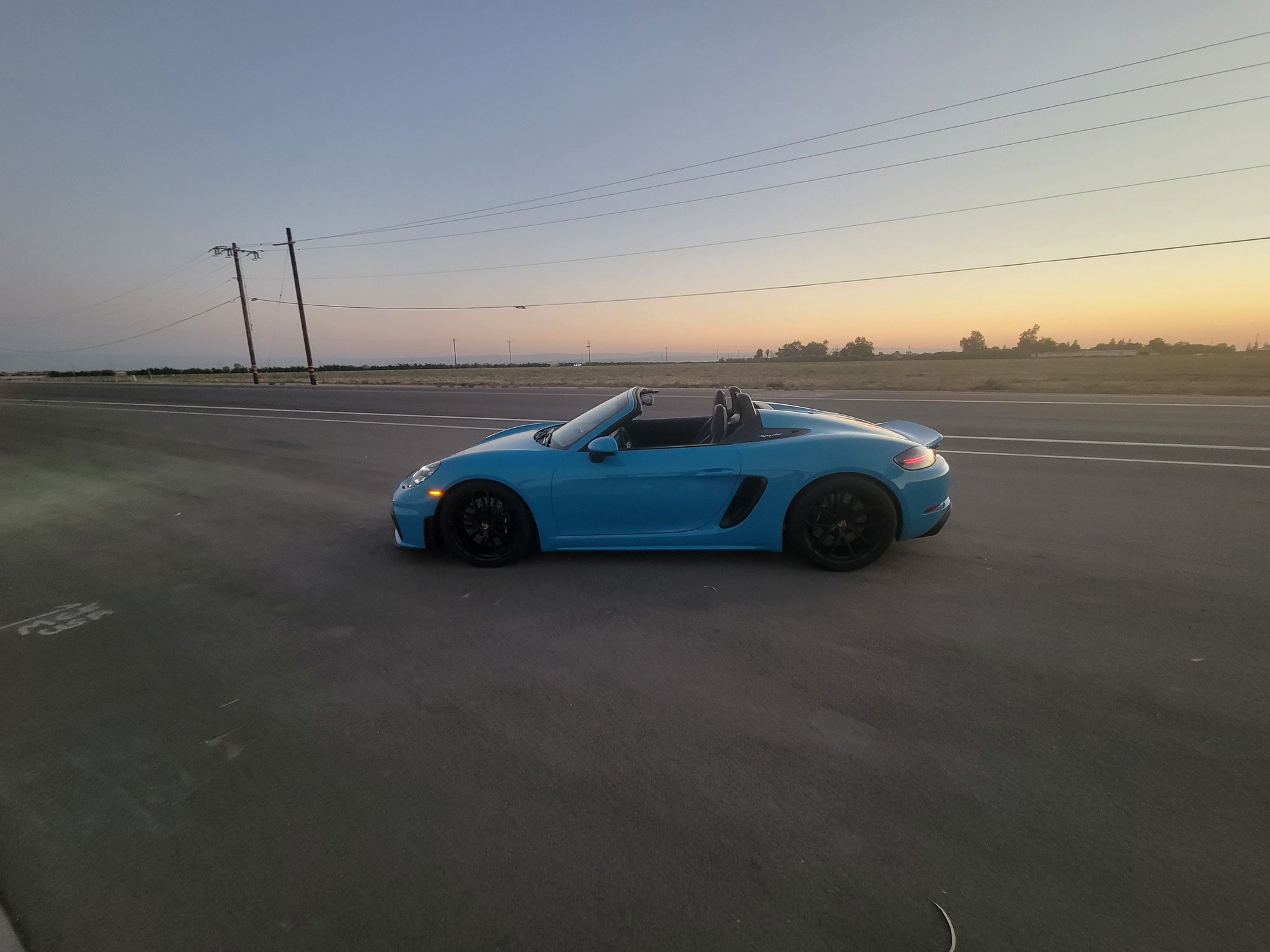 2021 Porsche 718 Spyder - Miami Blue 718 Spyder - Used - VIN WP0CC2A86MS240135 - 5,200 Miles - 6 cyl - 2WD - Automatic - Convertible - Blue - Bakersfield, CA 93314, United States