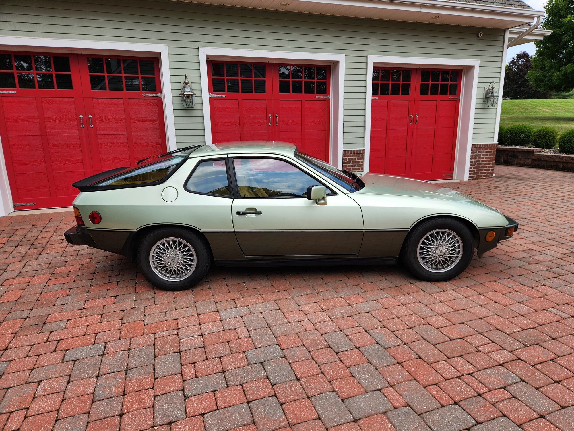 1980 Porsche 924 - 1980 Porsche 924 TURBO Original Paint Amazing 931 Runs and Drives Perfectly COLD A/C - Used - VIN 93A0152598 - 86,800 Miles - 4 cyl - 2WD - Manual - Hatchback - Other - Richboro, PA 18954, United States