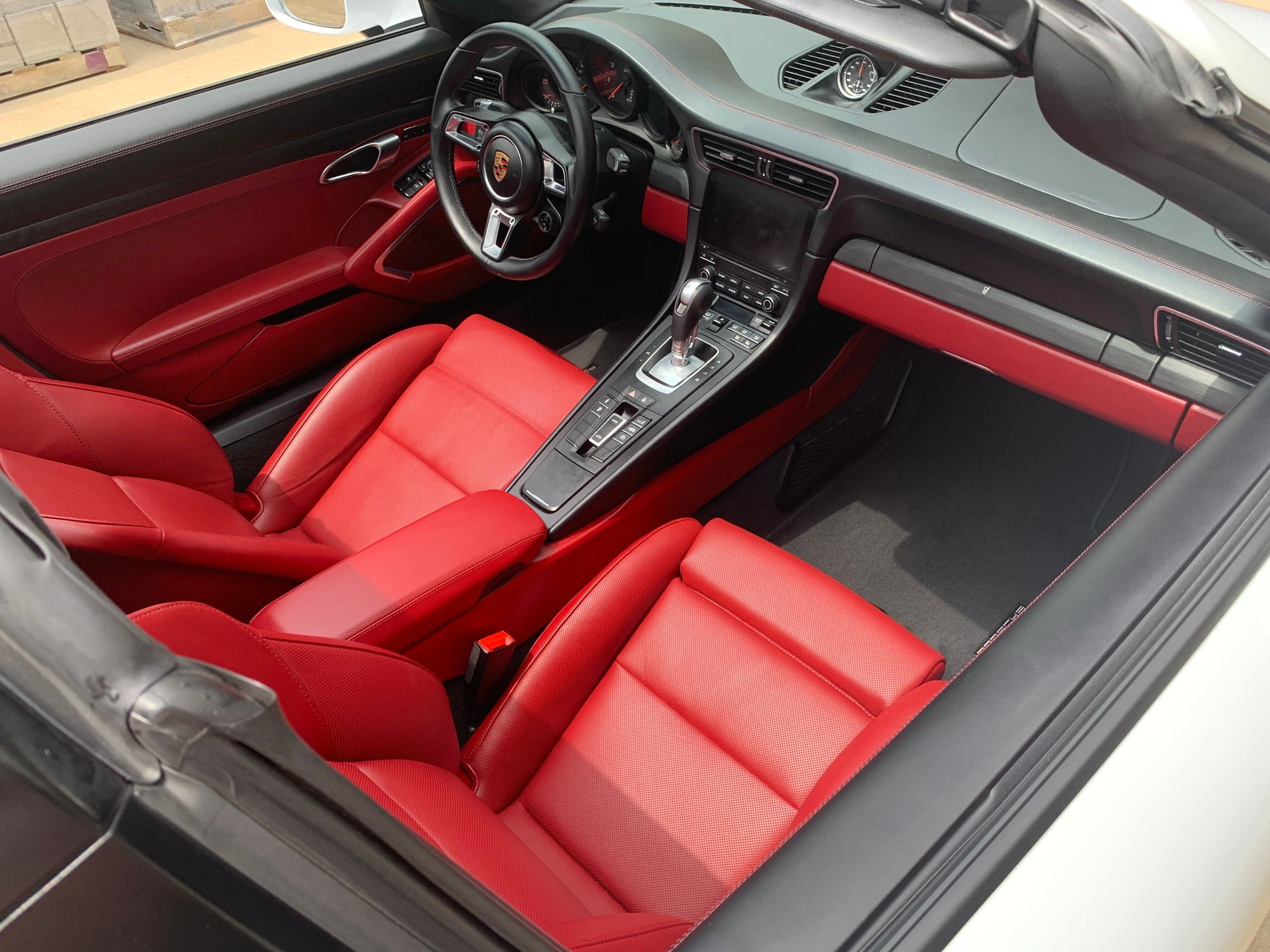 2018 Porsche 911 - 2018 991.2 TARGA 4 GTS 93XX miles CPO UNTIL 2024 - Used - VIN WP0BB2A95JS134116 - 9,300 Miles - 6 cyl - AWD - Automatic - Coupe - White - Nlr, AR 72116, United States