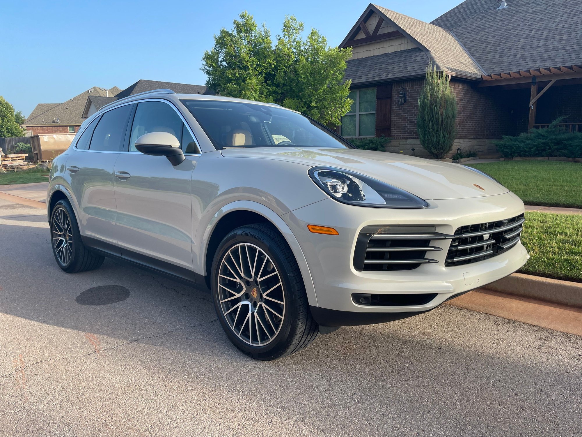 Cashmere Beige Metallic v Chalk Rennlist Porsche Discussion Forums