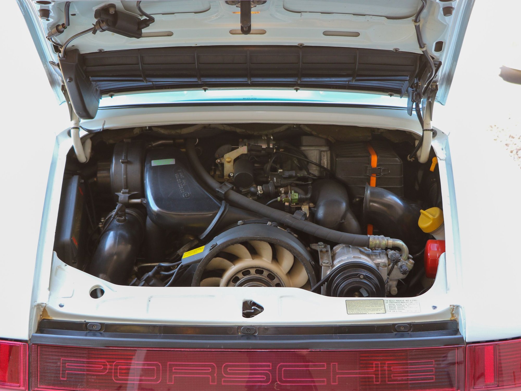 1994 Porsche 911 - 1994 964 C2 w/LSD option - Used - VIN WP0AB2966RS420218 - 103,300 Miles - 6 cyl - 2WD - Manual - Coupe - White - Las Vegas, NV 89012, United States