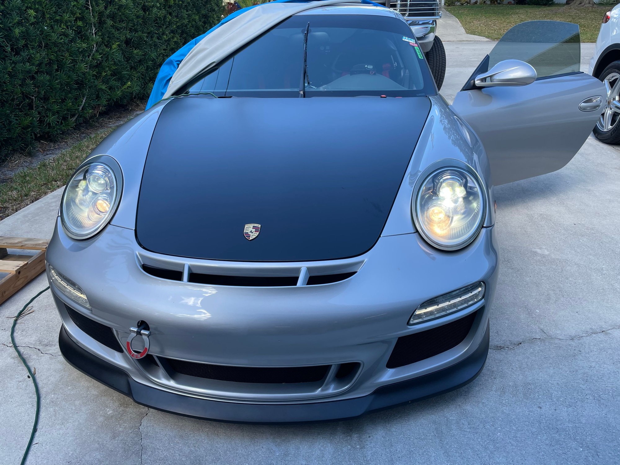 2011 Porsche 911 - BI-XENON Headlights w/PDLS price is Each - Lights - $850 - Palm City, FL 34990, United States