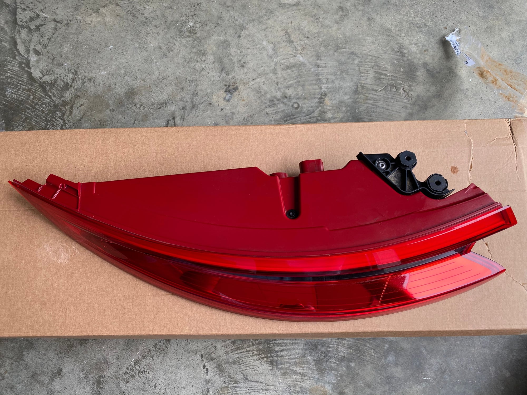 Lights - 991.2 red tail lights (pair) - Used - 2016 to 2019 Porsche 911 - Richmond, VA 23231, United States