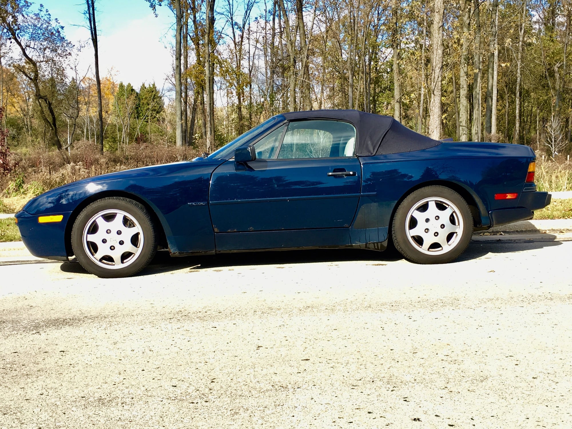 1990 Porsche 944 - Beautiful Blue 1990 944 S Cabriolet - Used - VIN WP0CB2945LN481623 - 150,523 Miles - 4 cyl - 2WD - Manual - Convertible - Blue - Milwaukee, WI 53217, United States