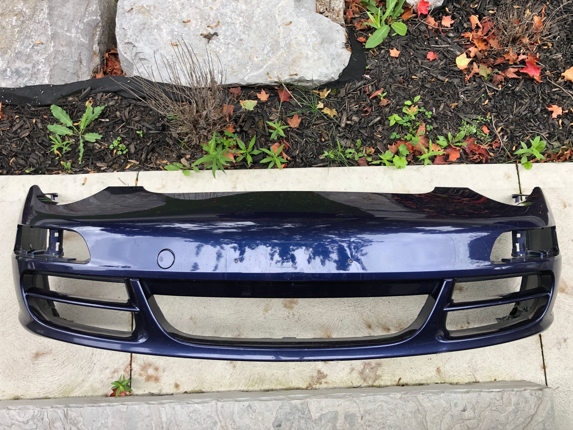 Exterior Body Parts - 997.1 front bumper fascia - lapis blue (needs paint) - Used - 2005 to 2007 Porsche 911 - Guelph, ON N1H4Y6, Canada