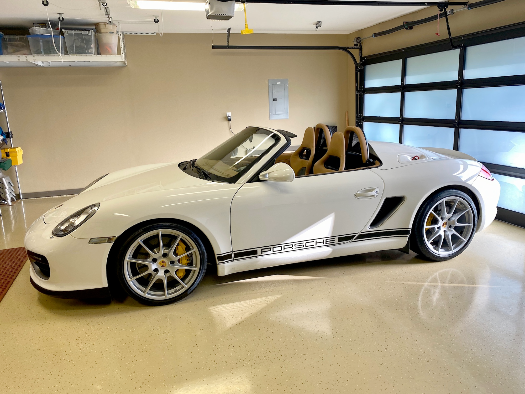 2011 Porsche Boxster - 2011 Boxster Spyder - 6 speed MT - Buckets - AC - Low Miles - Used - VIN WP0CB2A80BS745636 - 2WD - Manual - Convertible - White - Seattle, WA 98059, United States