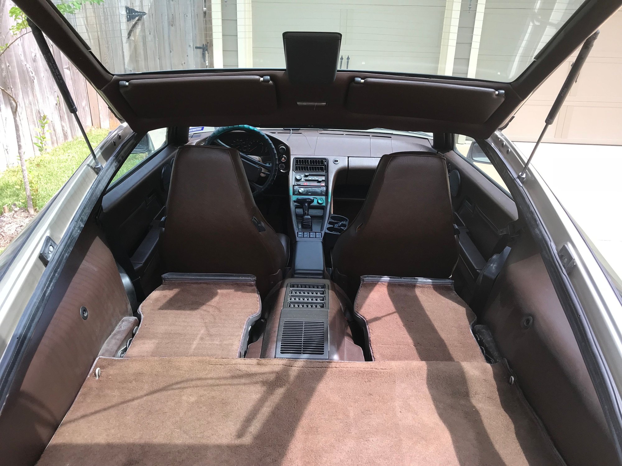 1986 Porsche 928 - 1986 928S - Used - VIN WP0JB0921GS860569 - 90,000 Miles - 8 cyl - 2WD - Automatic - Coupe - Gold - Spring, TX 77386, United States