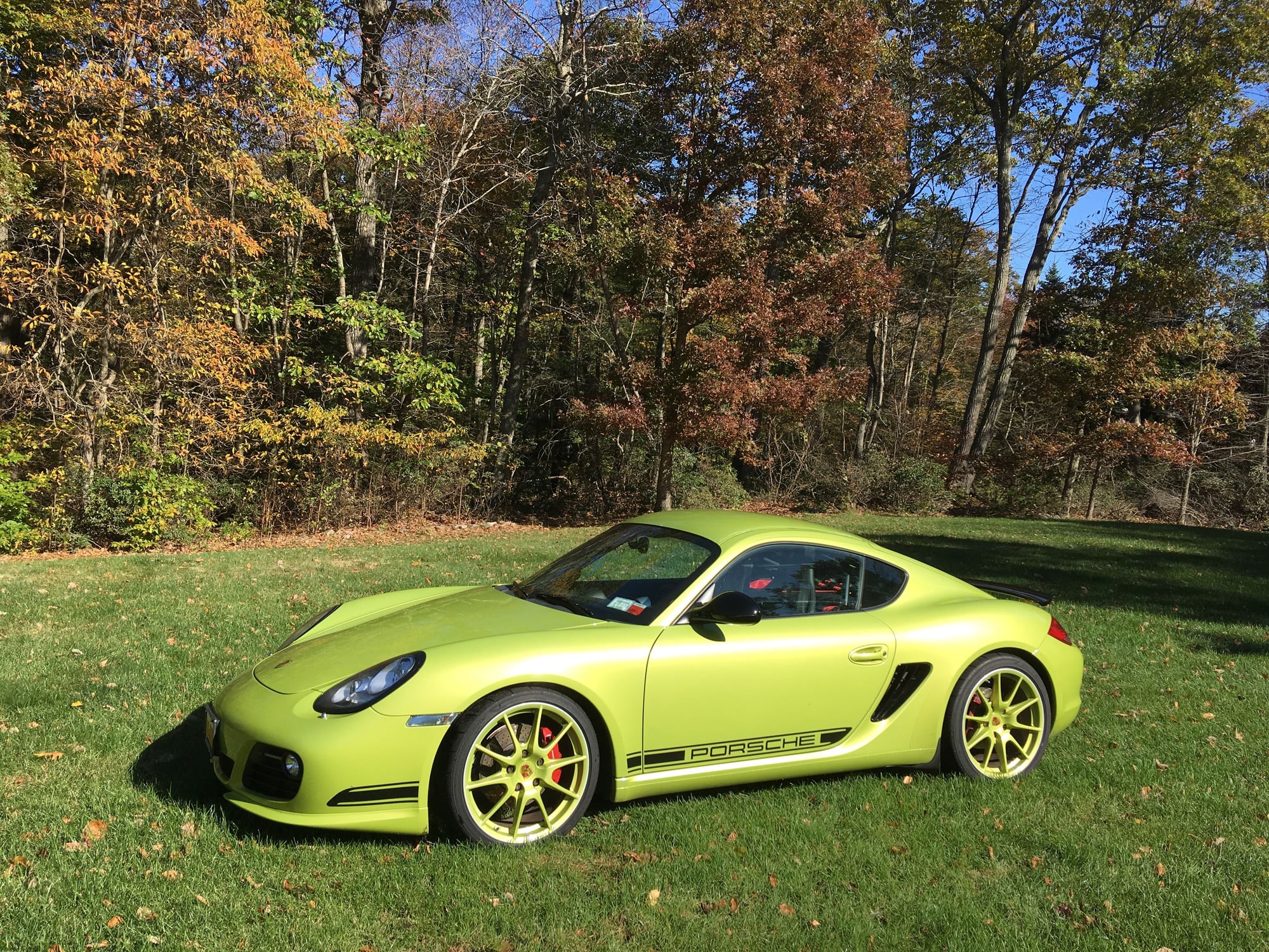 2012 Porsche Cayman - Peridot Cayman R - Used - VIN WP0AB2A82CS793079 - 53,000 Miles - 6 cyl - 2WD - Manual - Coupe - Other - Danbury, CT 06877, United States