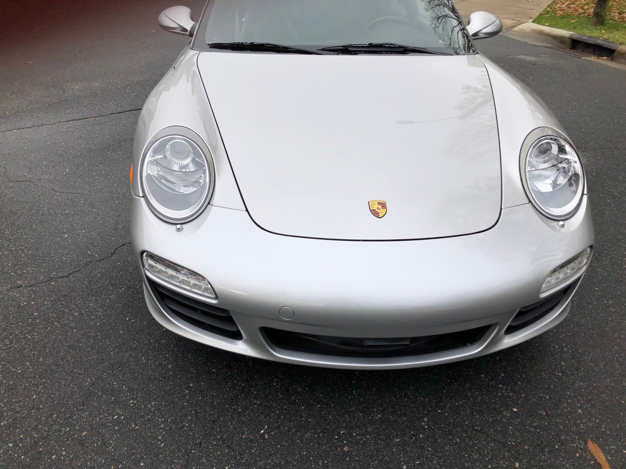 2009 Porsche 911 - 2009 Porsche 911 Carrera coupe, 6 speed manual transmission, 74,400 miles - Used - VIN WP0AA29969S707345 - 74,400 Miles - 6 cyl - 2WD - Manual - Coupe - Silver - Chapel Hill, NC 27517, United States