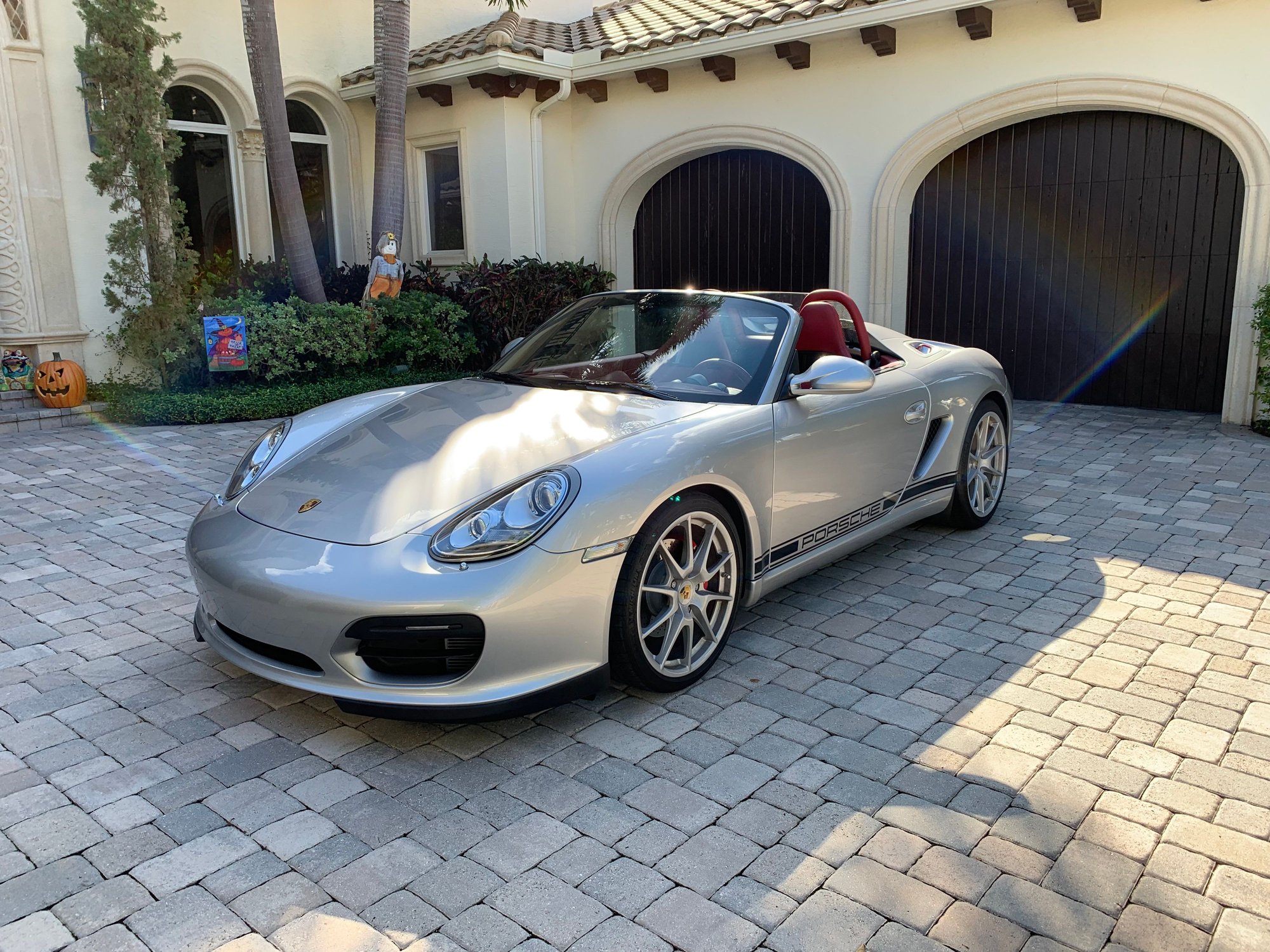 2011 Porsche Boxster - 2011 Porsche Boxster Spyder MT/LWB - Used - VIN WP0CB2A89BS745554 - 12,940 Miles - 6 cyl - 2WD - Manual - Convertible - Silver - Boca Raton, FL 33496, United States