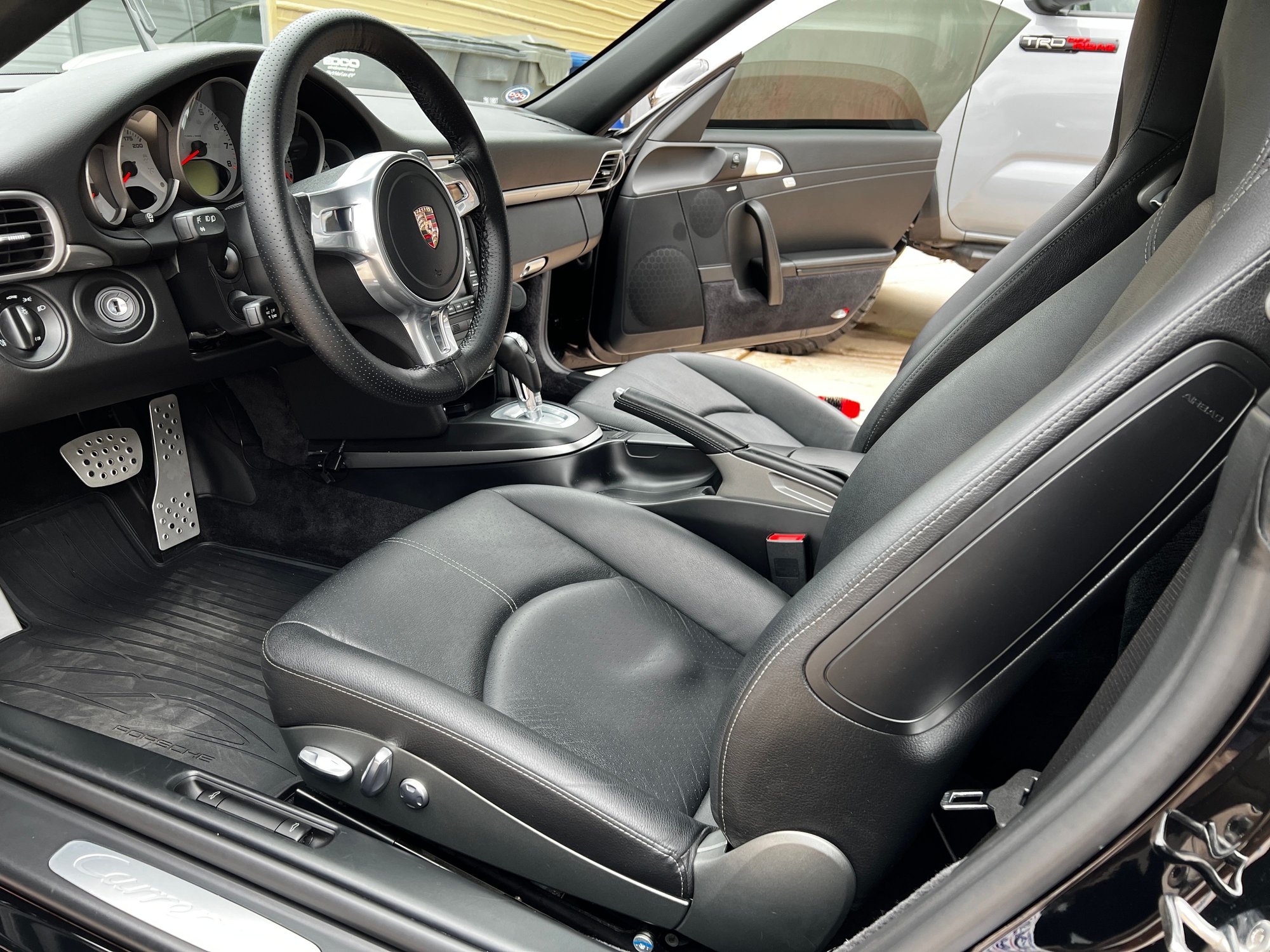 2009 Porsche 911 - Used 2009 Porsche 911 Carerra S PDK Black on Black - Used - VIN WP0AB29909S722419 - 27,950 Miles - 6 cyl - 2WD - Automatic - Coupe - Black - San Diego, CA 92040, United States
