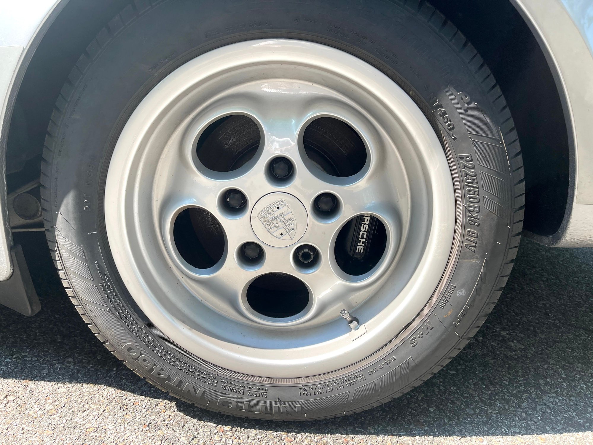 1986 Porsche 944 - 1986 Porsche 944 Turbo Rare Sapphire Metallic Color White Leather Interior 85k miles - Used - VIN WP0AA0951GN151622 - 85,000 Miles - 4 cyl - 2WD - Manual - Coupe - Silver - Forest Hills, NY 11375, United States